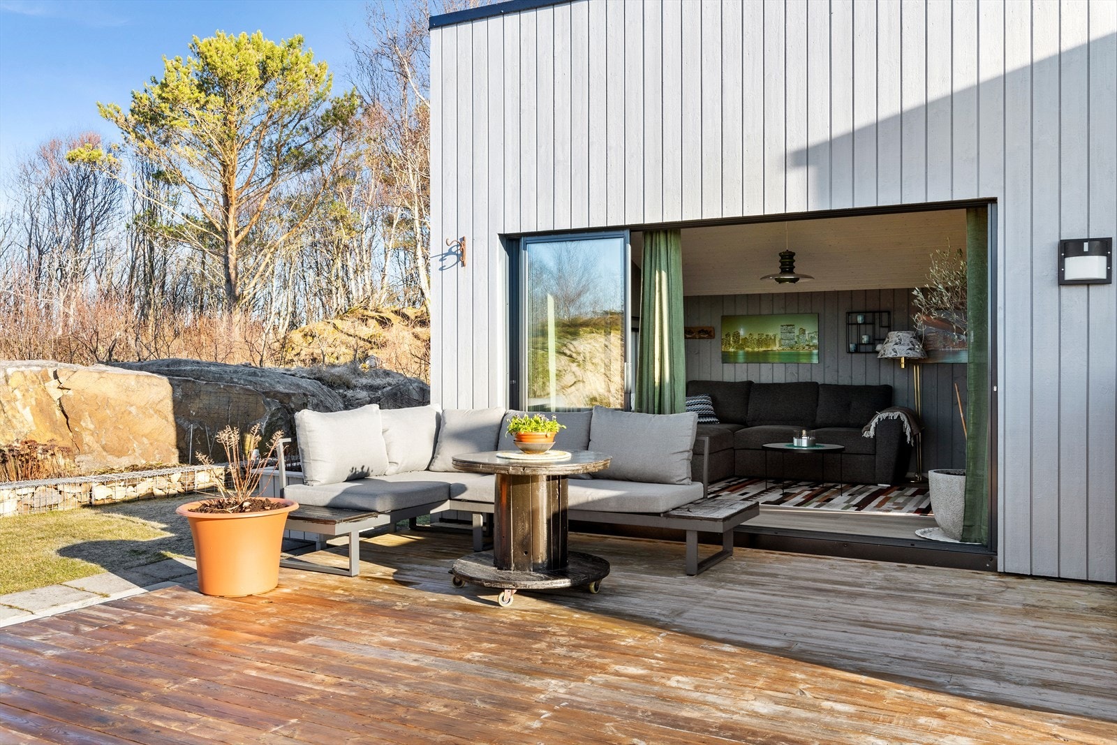 Fin hagestue Galleribilde