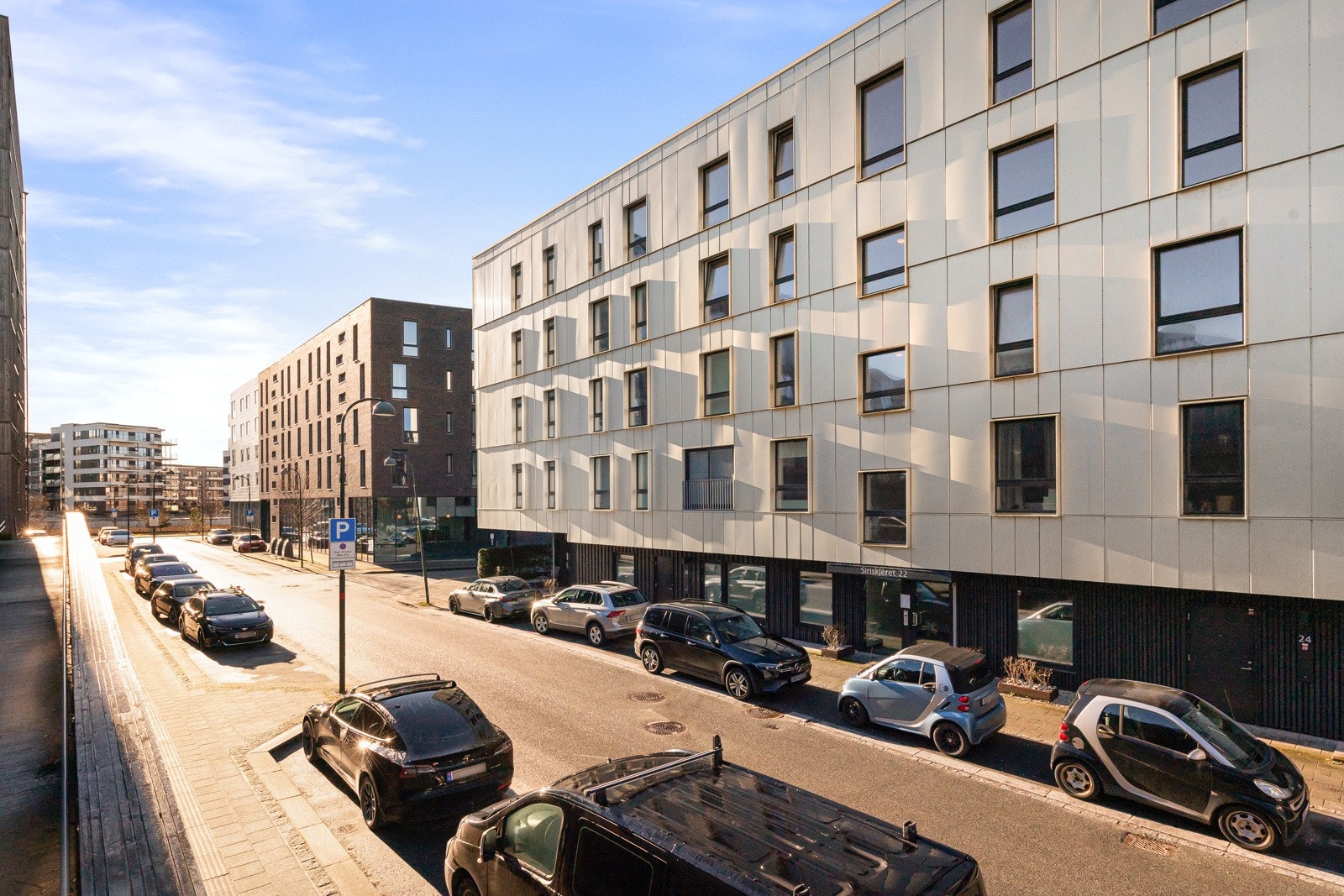 Leiligheten har en sentral beliggenhet i et urbant og etterspurt boligområde i Østre bydel/ Siriskjeret. Galleribilde
