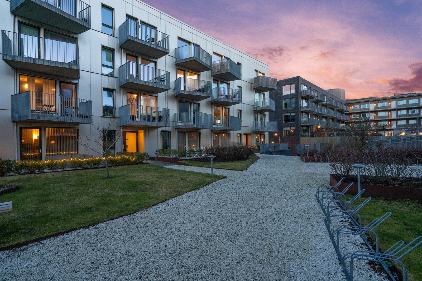 Leiligheten befinner seg i et av Stavangers mest attraktive og urbane boligområder. Galleribilde