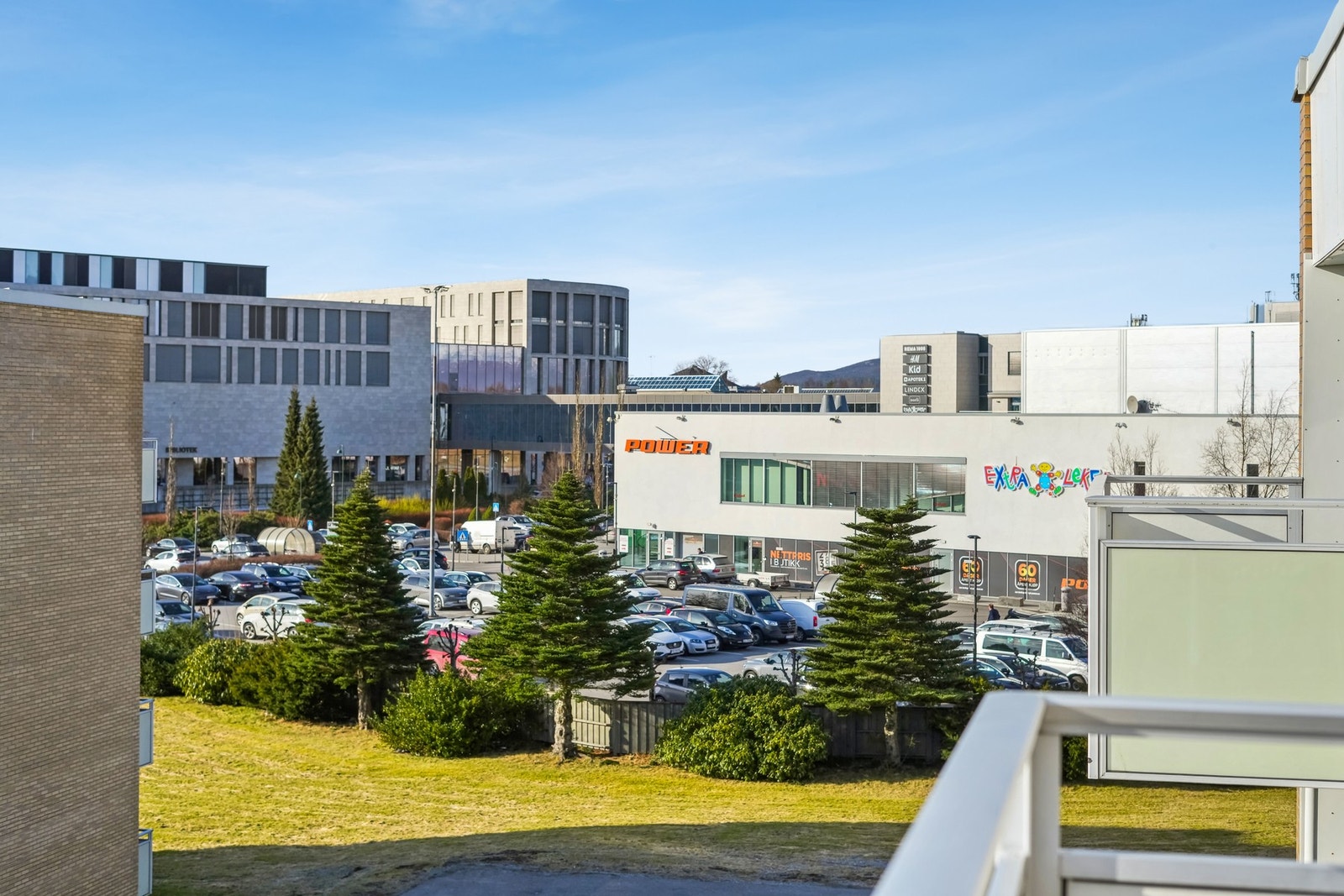 Umiddelbar nærhet til Moa kjøpesenter. Galleribilde