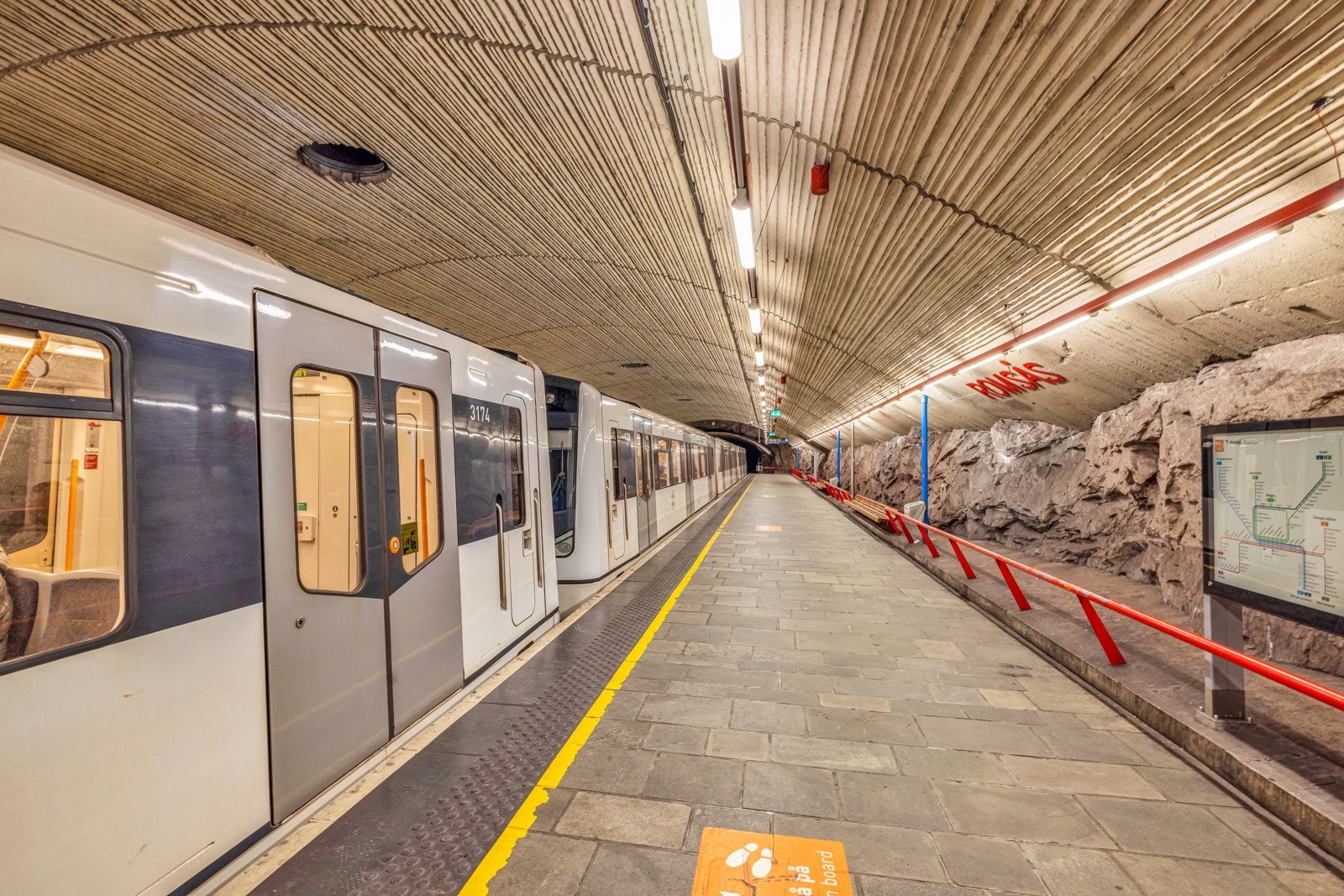 Romsås T-bane ligger ca. 4 min gange fra boligen Galleribilde