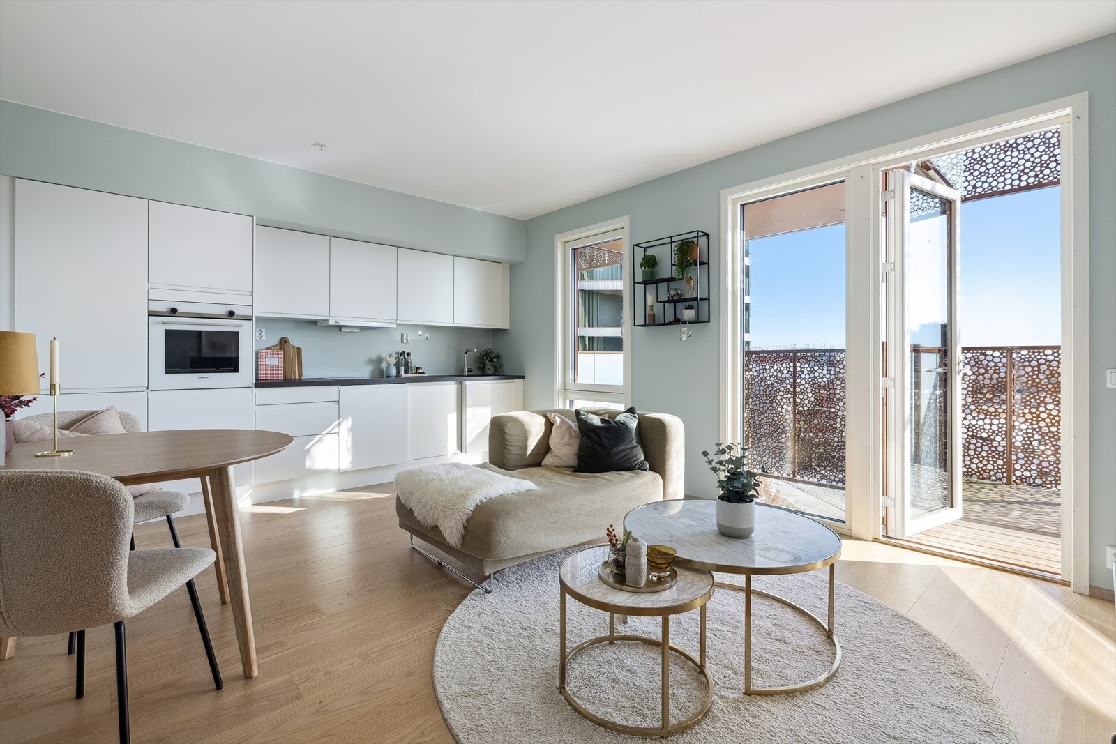 DNB Eiendom v/ Olav Storås har gleden av å presentere Magasinparken 16 - en lekker 2-roms leilighet med solrik balkong. Galleribilde