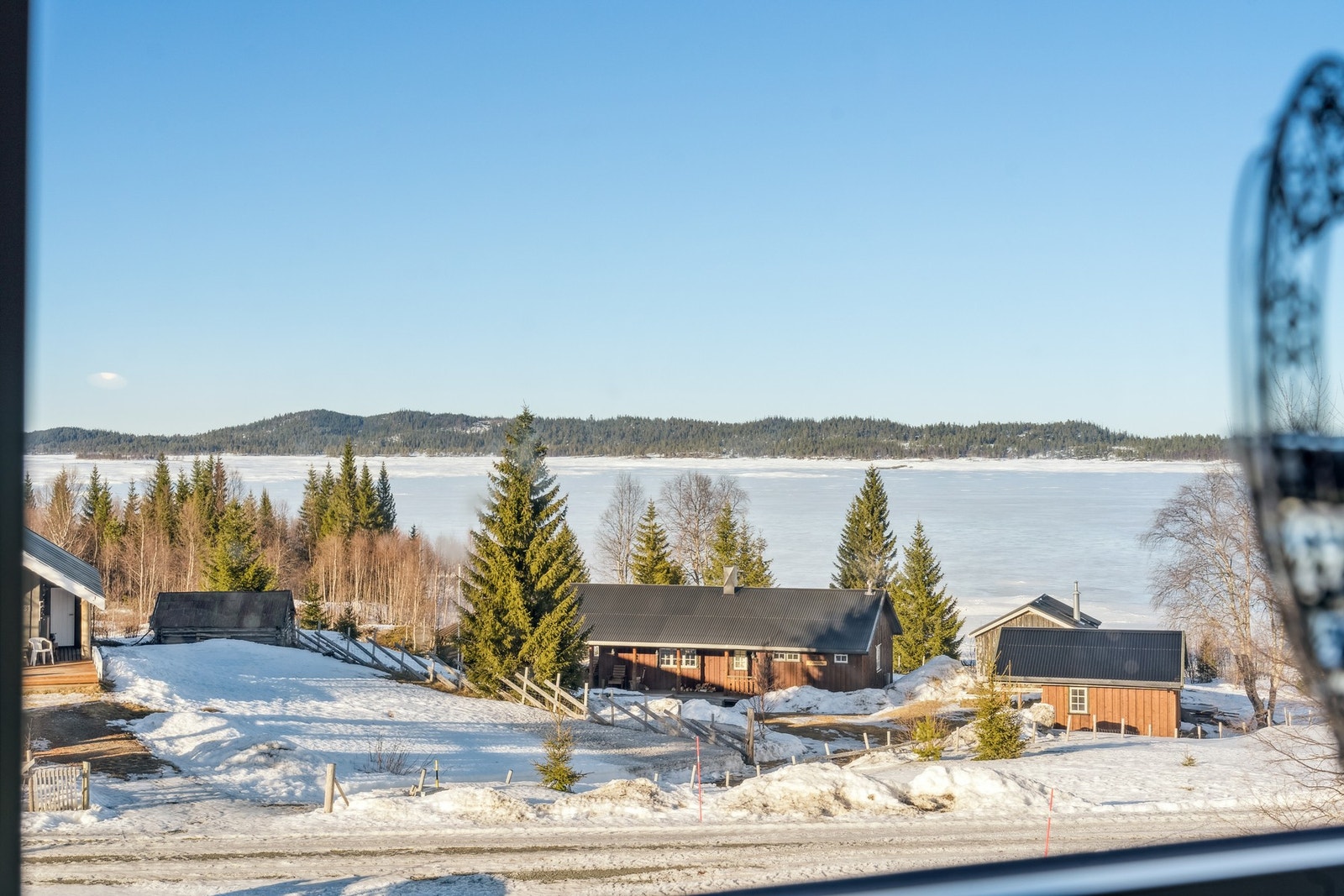 Nydelig utsikt fra eiendommen. Galleribilde