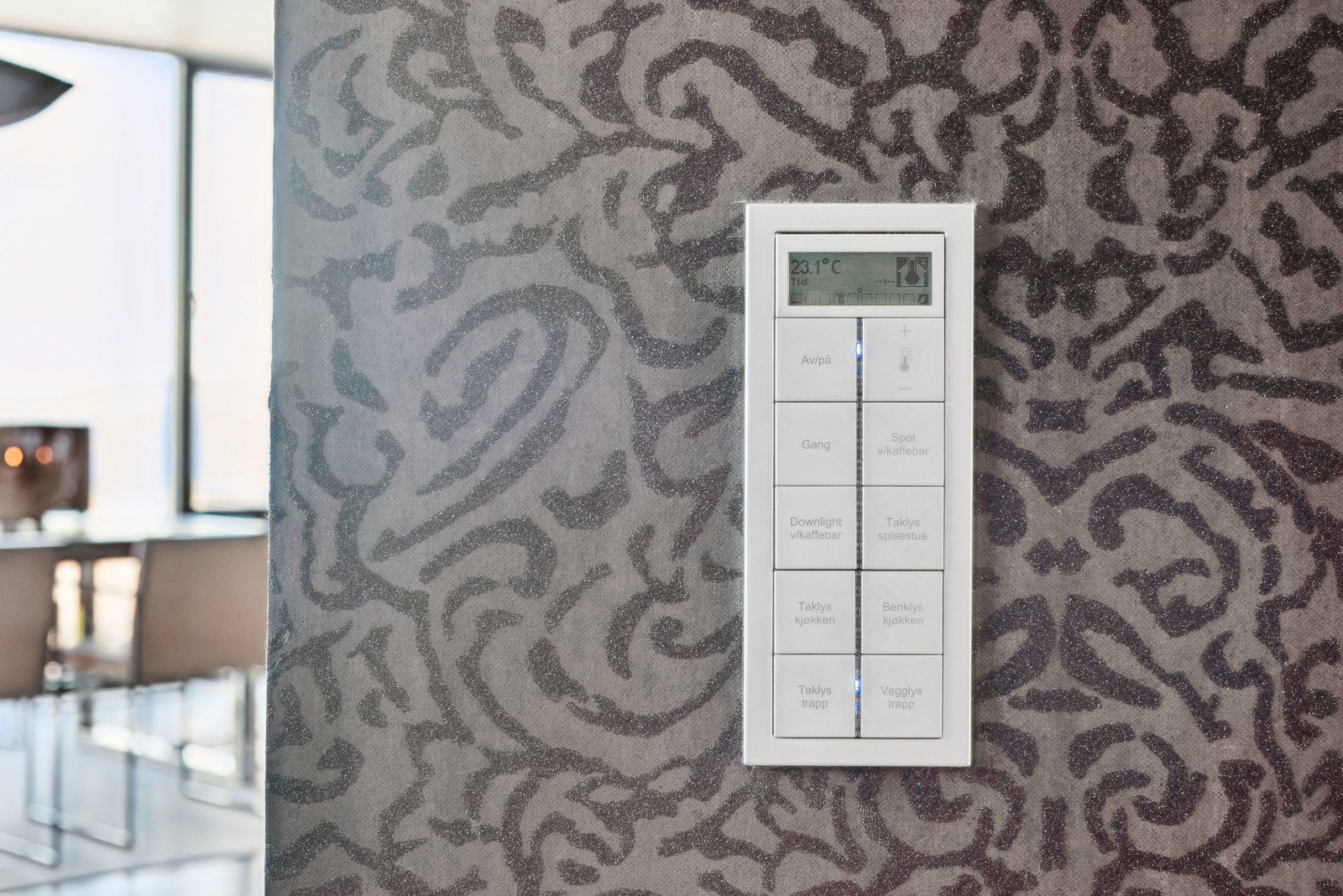 Det er enkelt å styre belysningen etter humør og anledning. Galleribilde