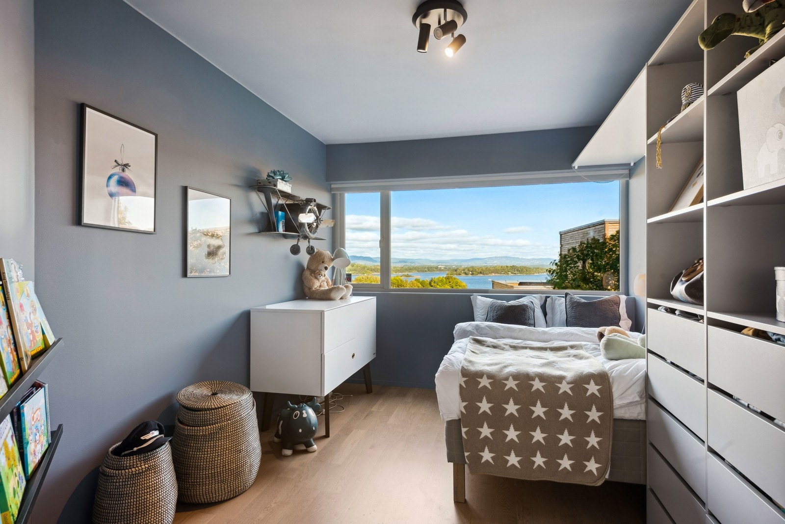 Ikke alle barnerom kan skilte med en utsikt som denne! Galleribilde