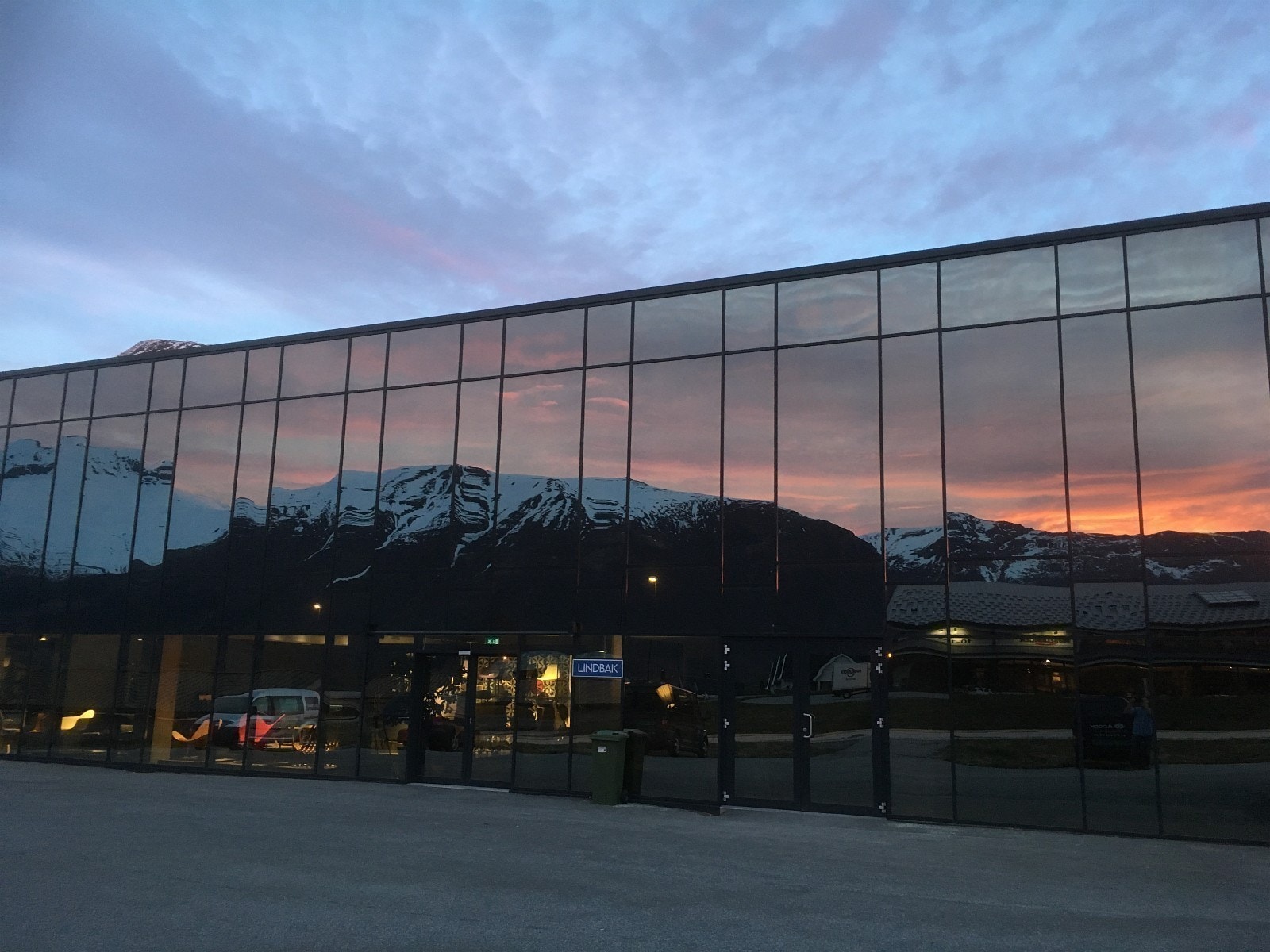 Lokaler 2 beliggende på bakside av dette bildet. Galleribilde