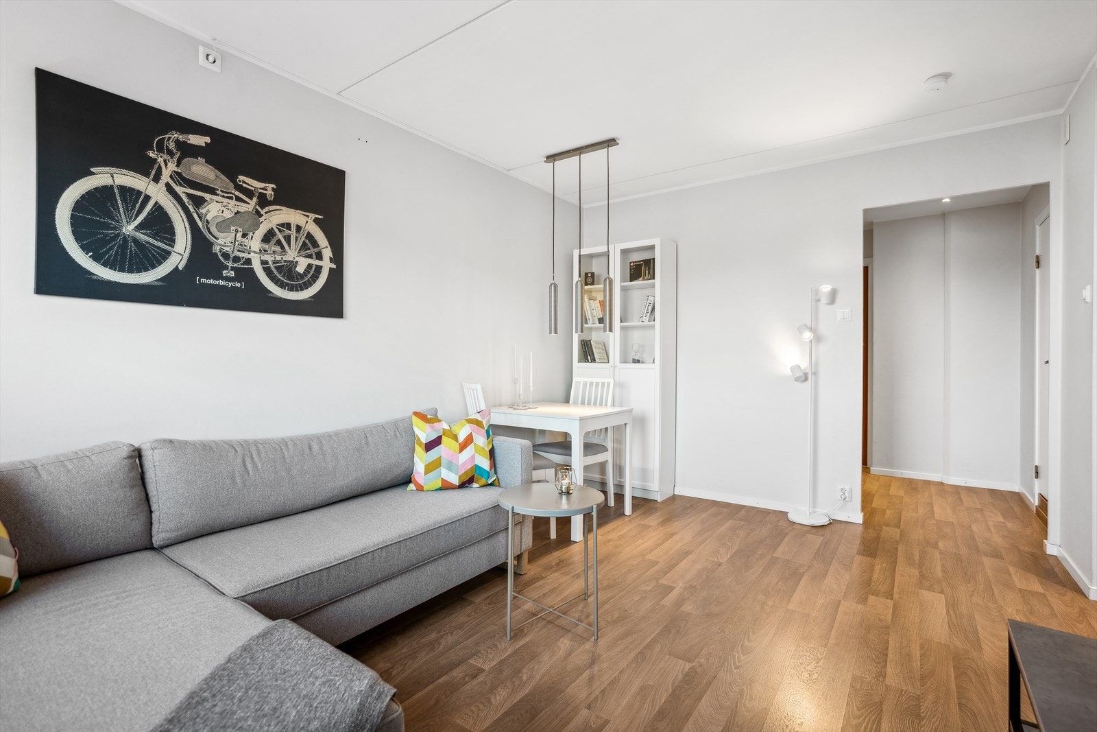 Boligen har en smart og effektiv planløsning. Galleribilde