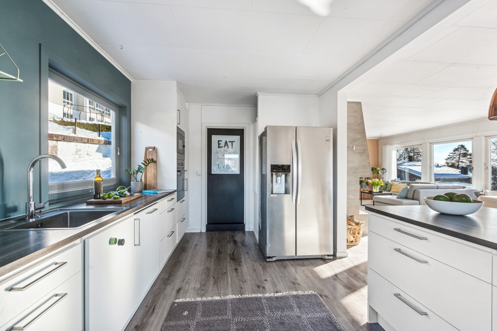 Godt utstyrt med integrerte hvitevarer Galleribilde