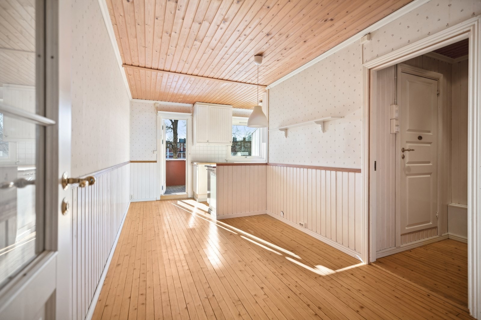Her er det god plass til en spisegruppe. Galleribilde