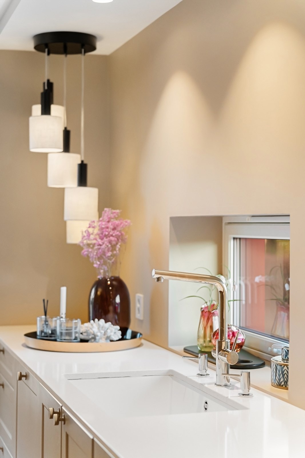 Ekslusive detaljer - Boiler RED fra Grohe leverer kokende vann rett fra springen Galleribilde