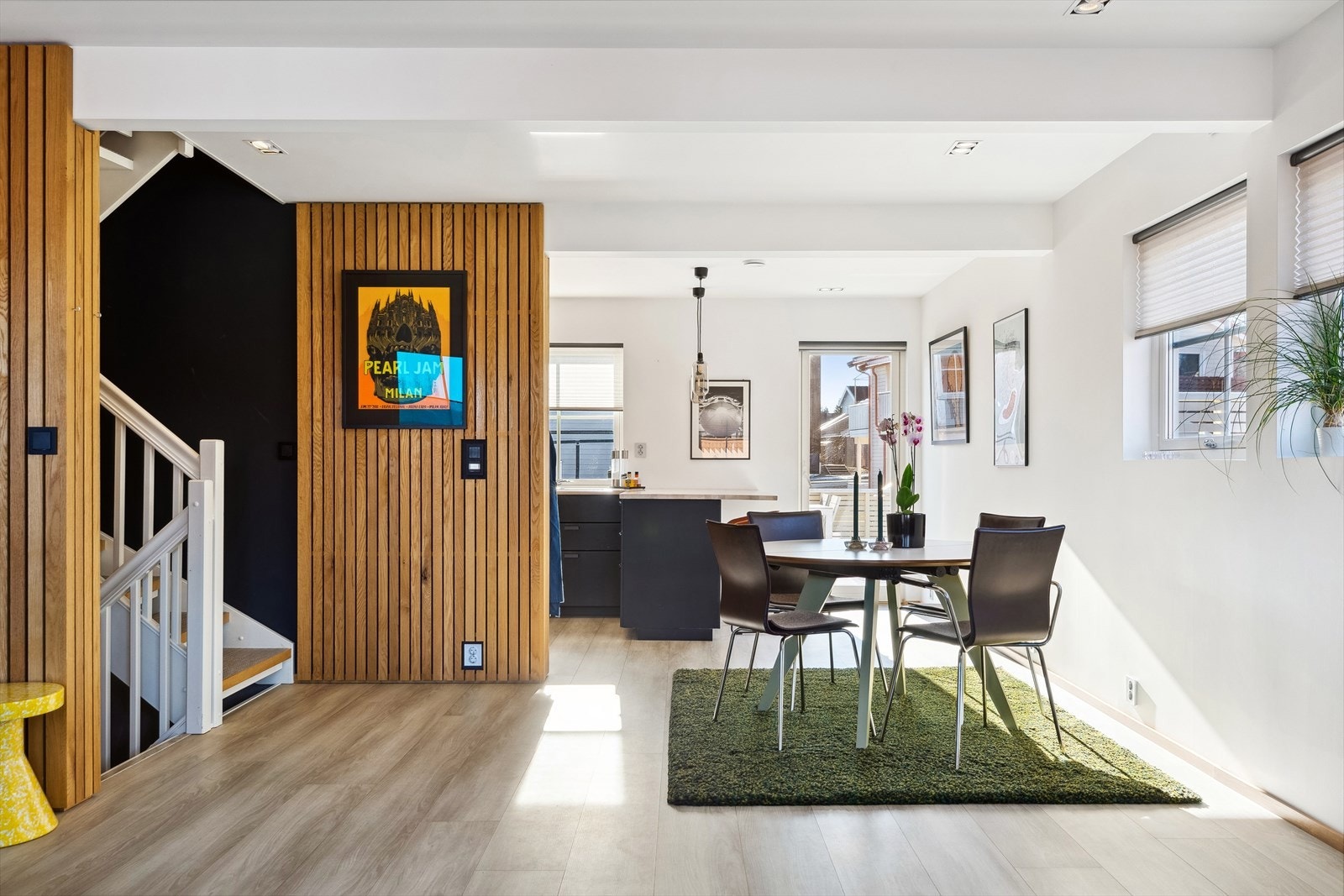 Her samles familien for hyggelige måltider med god mat og drikke. Galleribilde