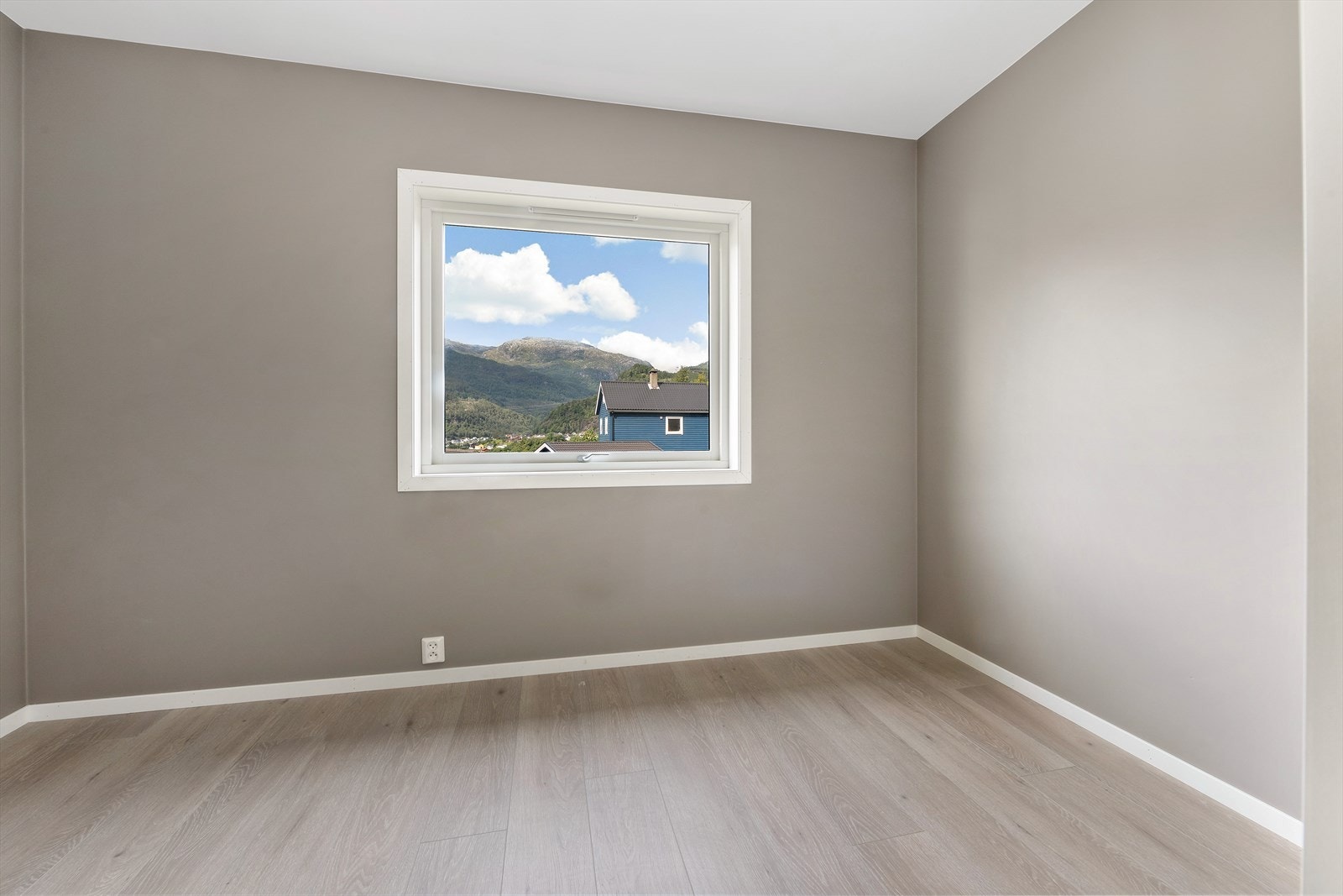 2. etasje Soverom 1 Galleribilde