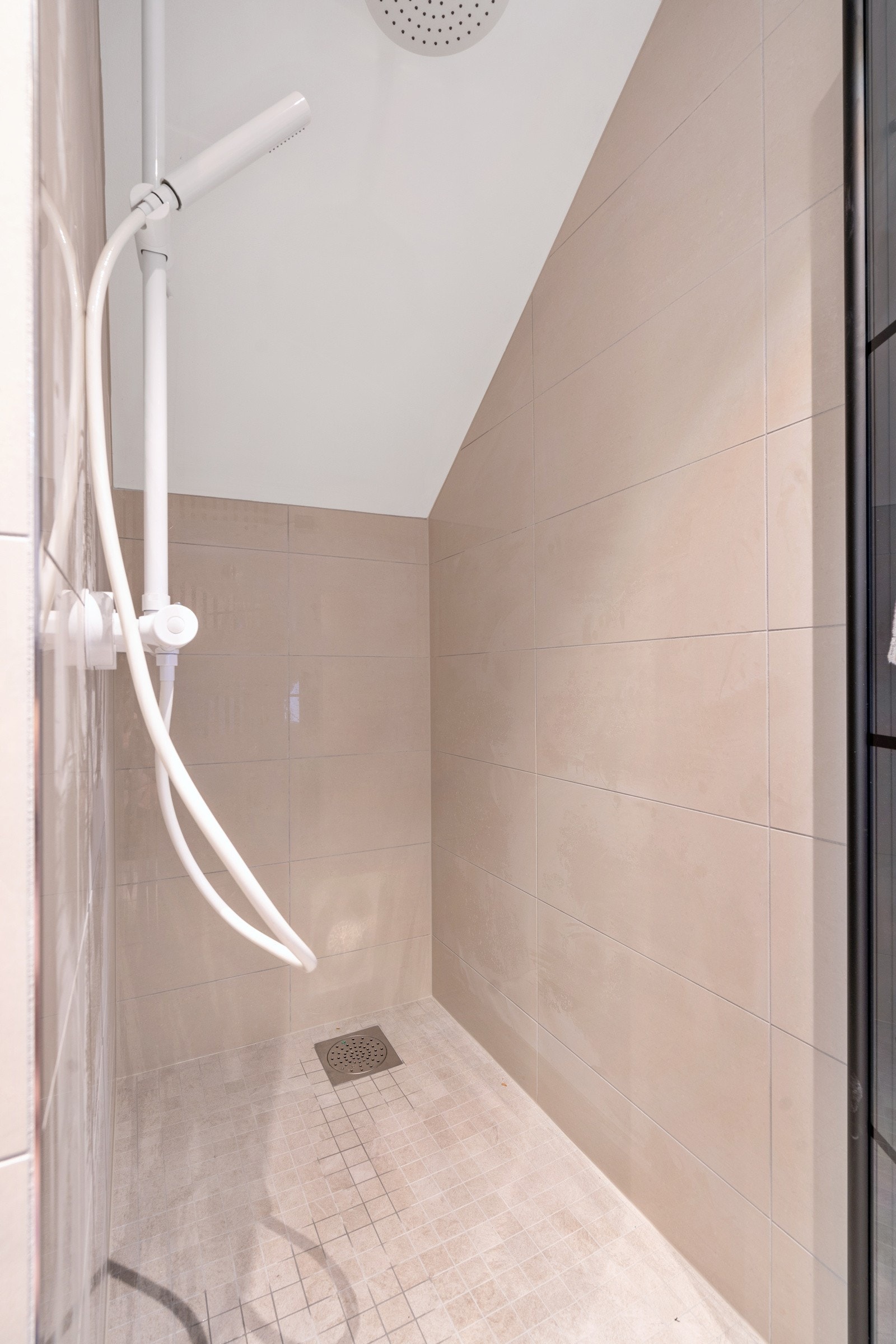 Flislagt dusjnisje Galleribilde