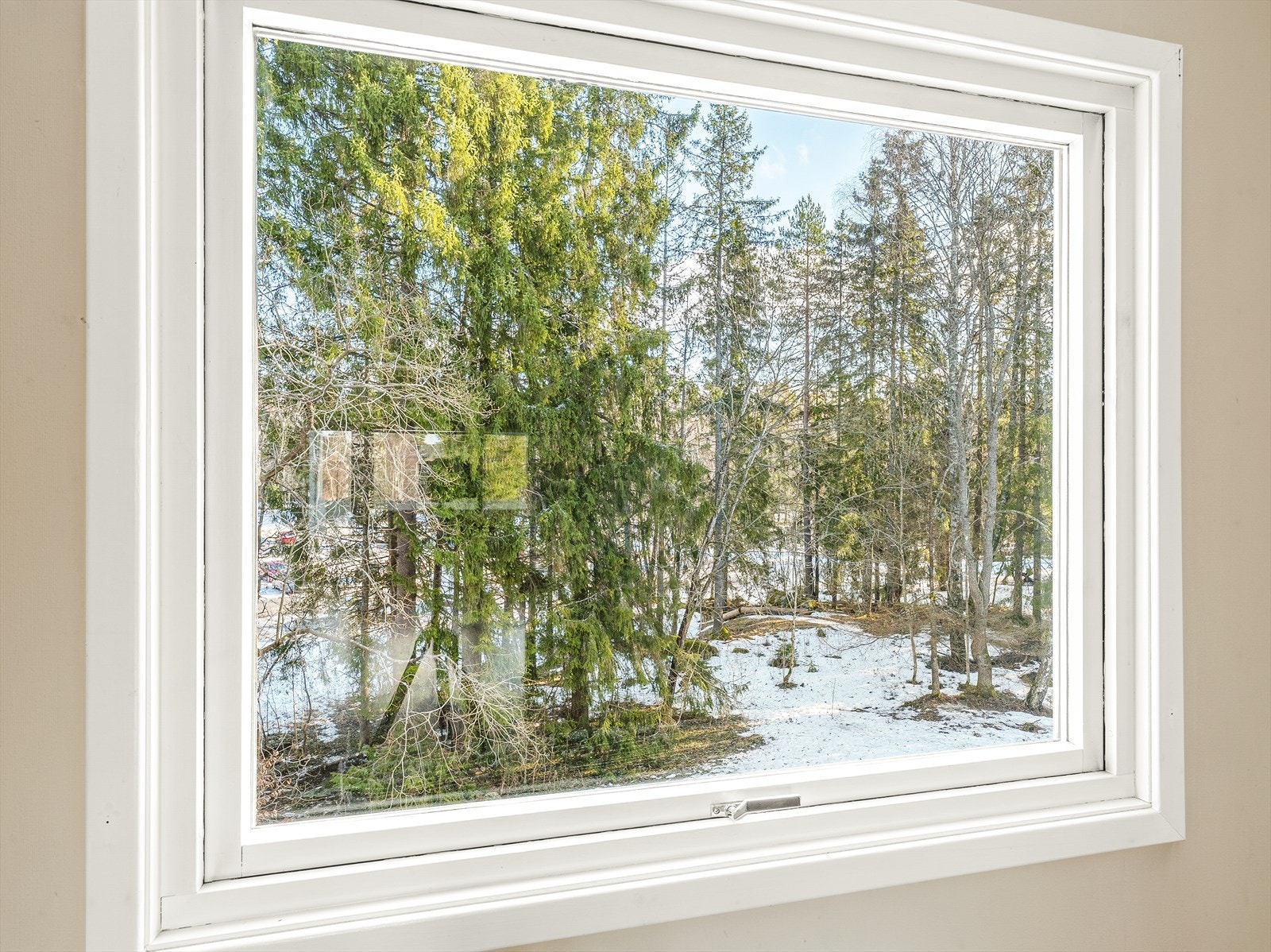 Utsikt fra soverom med natur som nærmeste nabo Galleribilde