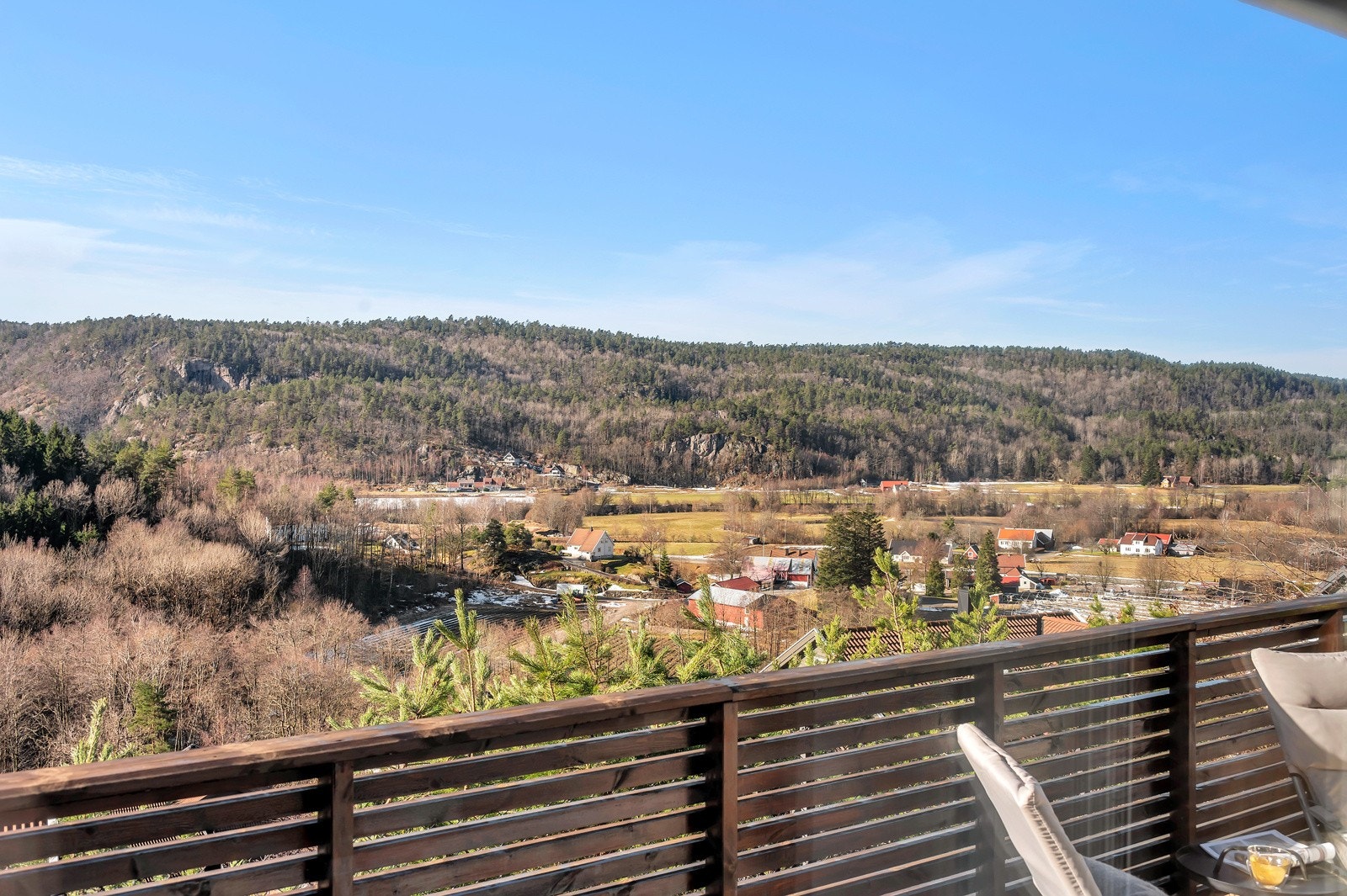 Utsikt. Galleribilde