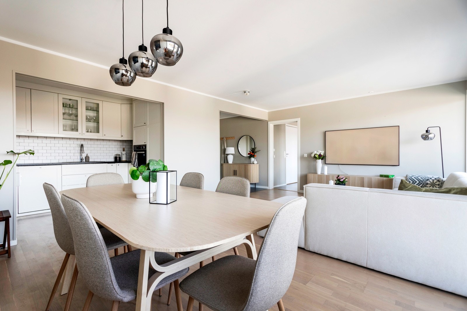 Velkommen til Hovseterveien 68B, presentert av Jørgen Ek v. Privatmegleren Dyve & Partnere. Galleribilde