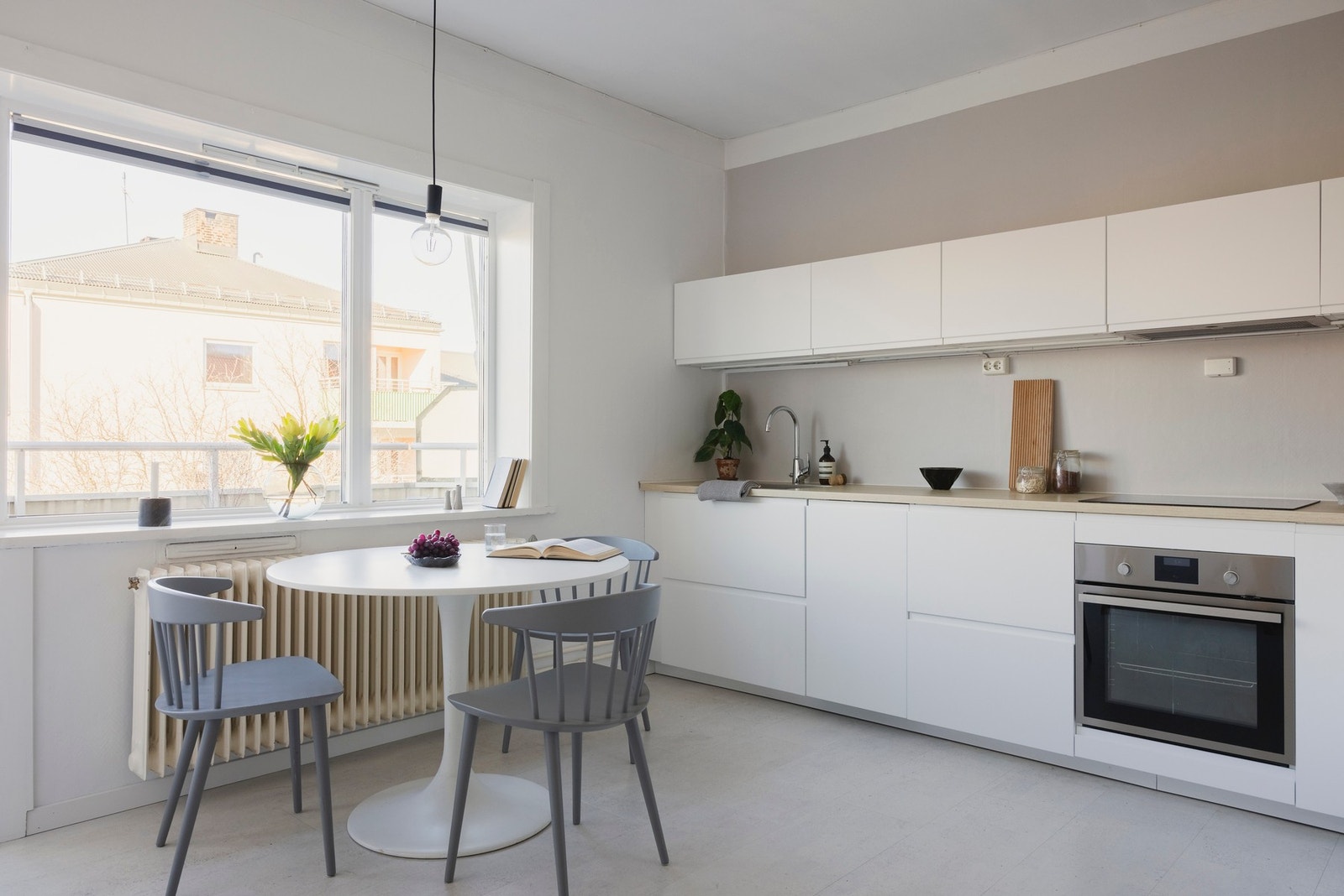 Moderne innredning og uttrykk. Galleribilde