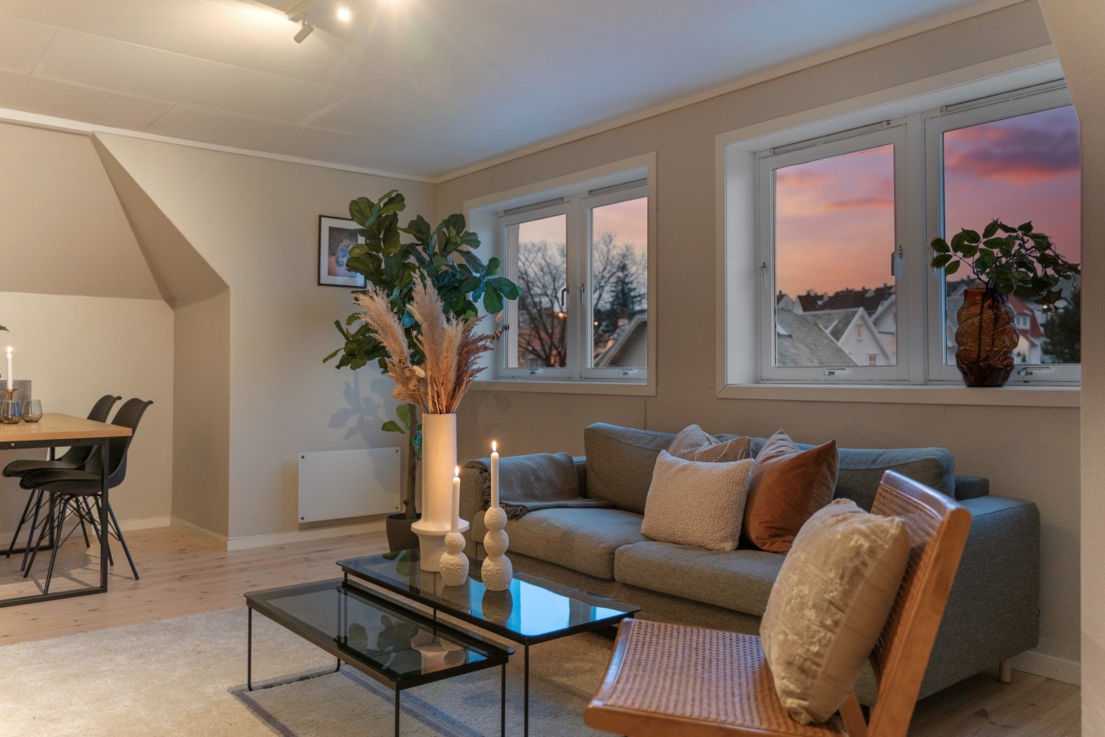 Herlig lysinnslipp og luftig atmosfære! Galleribilde