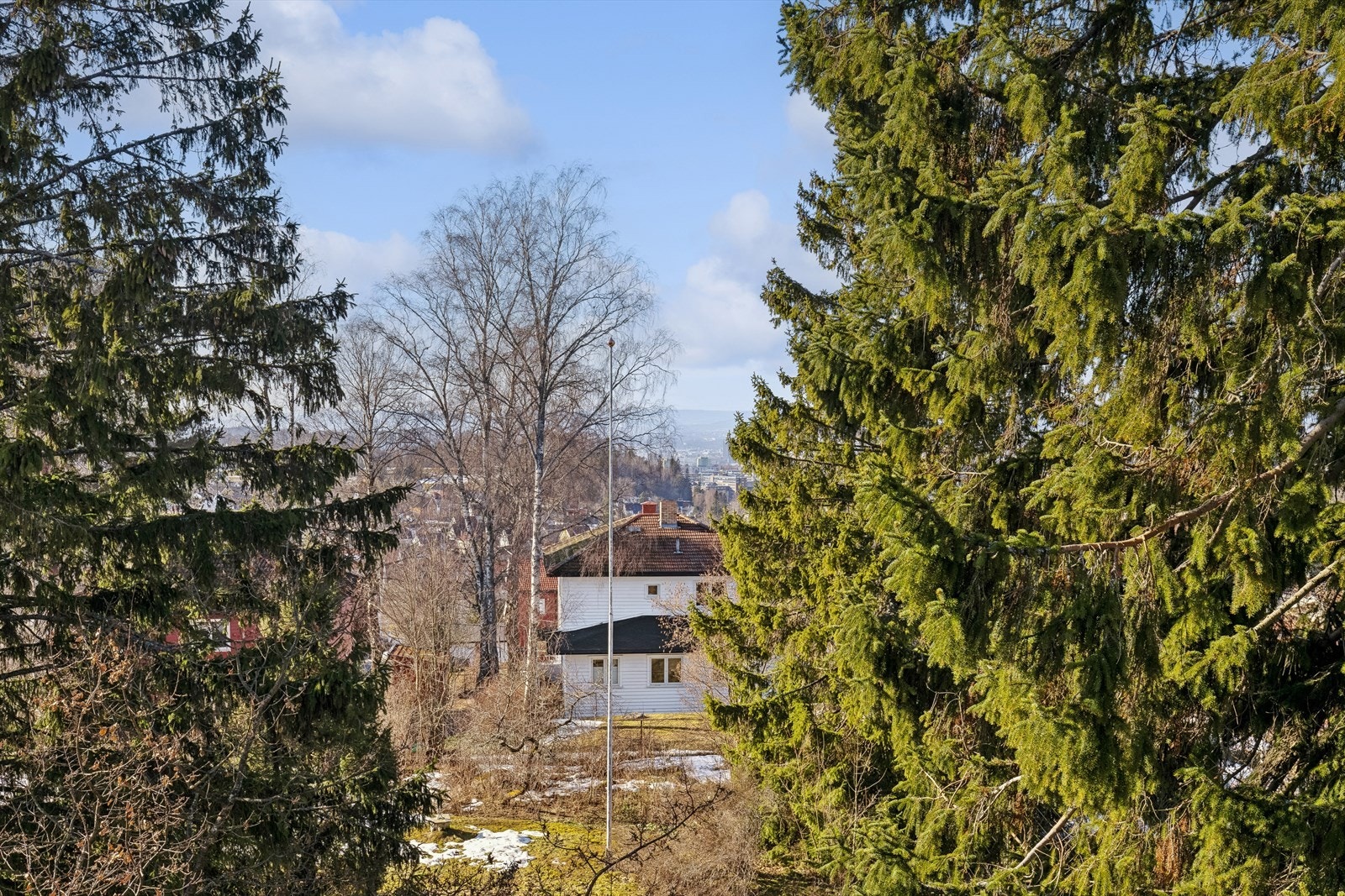 Fra eiendommen får du flott utsikt over deler av Oslo by! Galleribilde