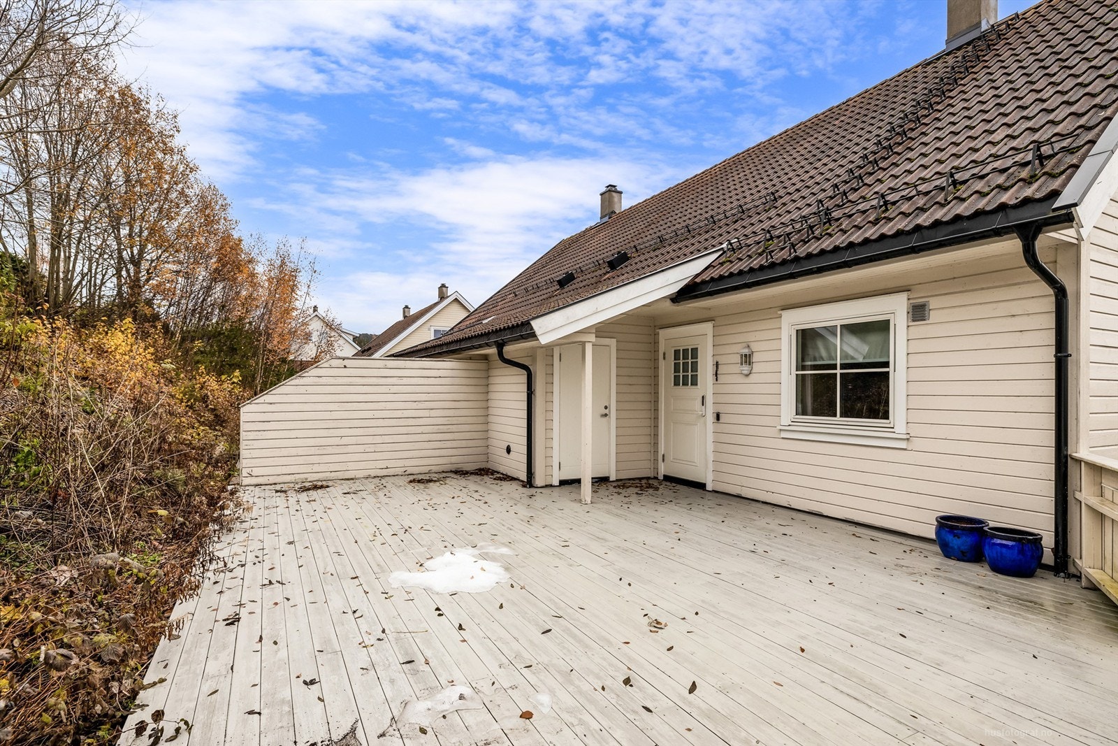 Beliggende i blindvei uten gjennomgangstrafikk Galleribilde