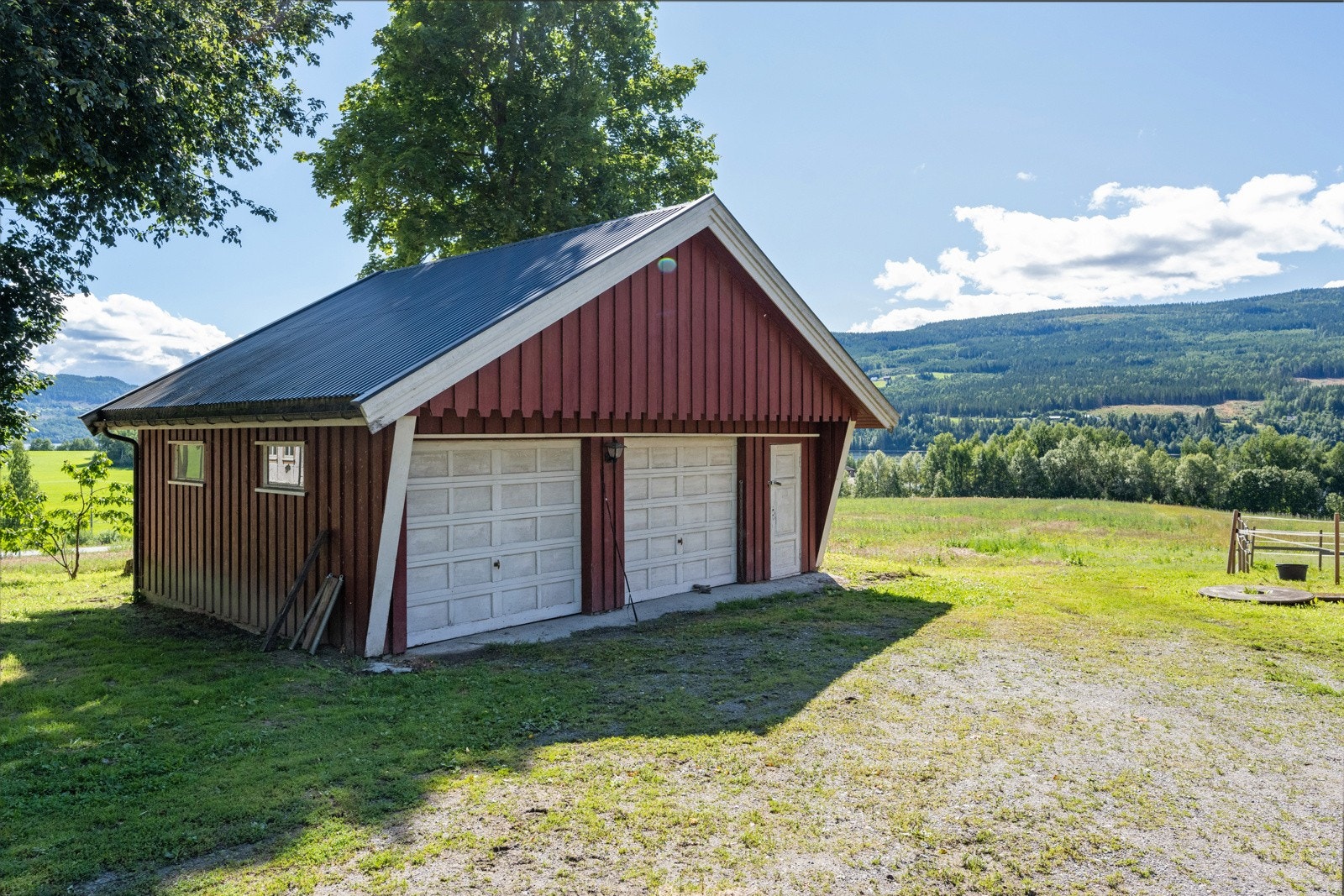 Dobbelgarasje fra 1990 Galleribilde
