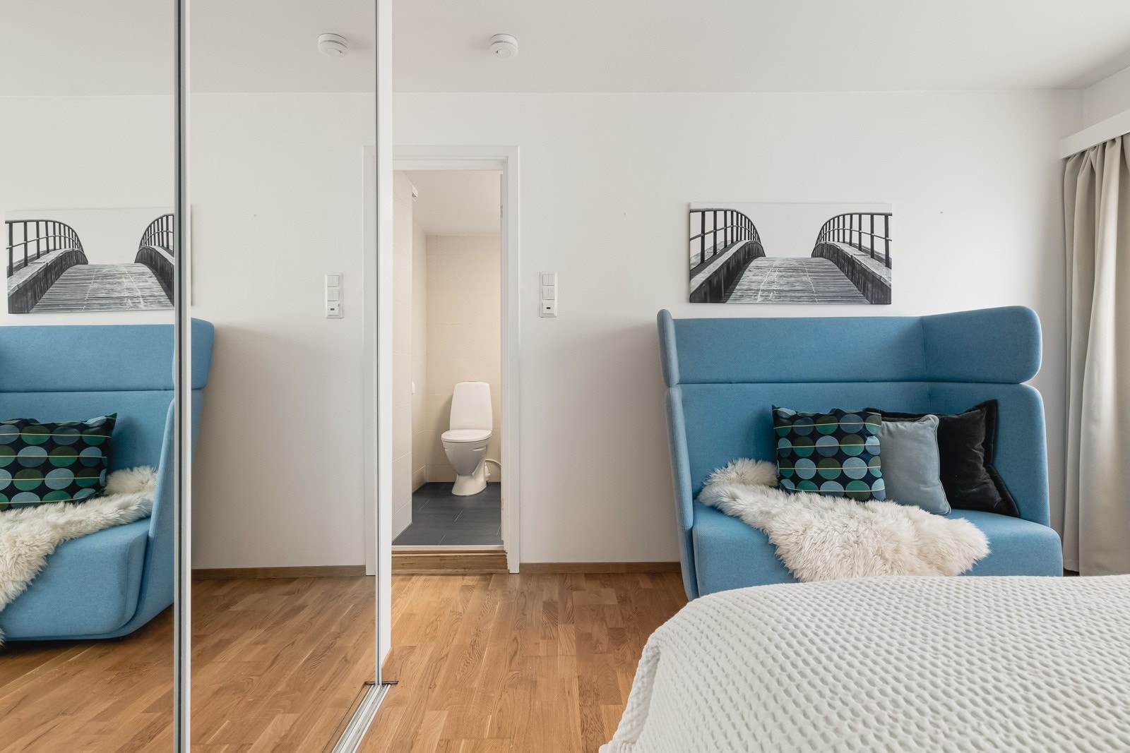 Dør til bad. Galleribilde