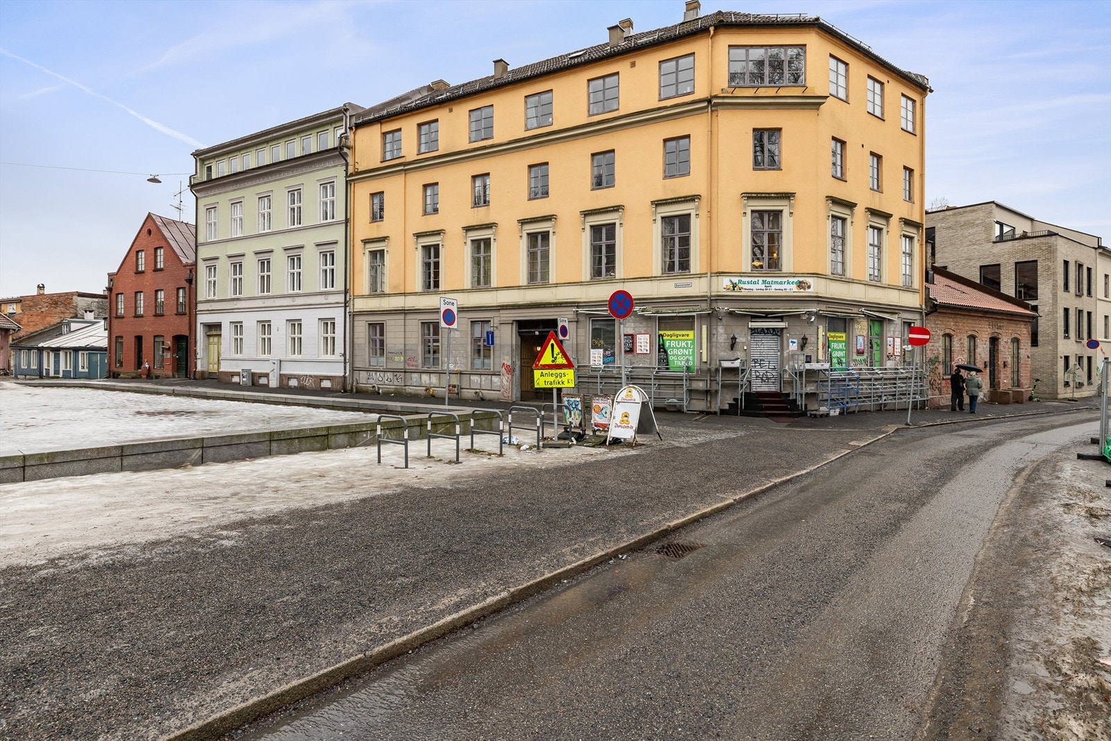 Hvis du bladde deg gjennom helt til bilde nr. 12: Ring banken, ikke la det bli med tanken! Galleribilde