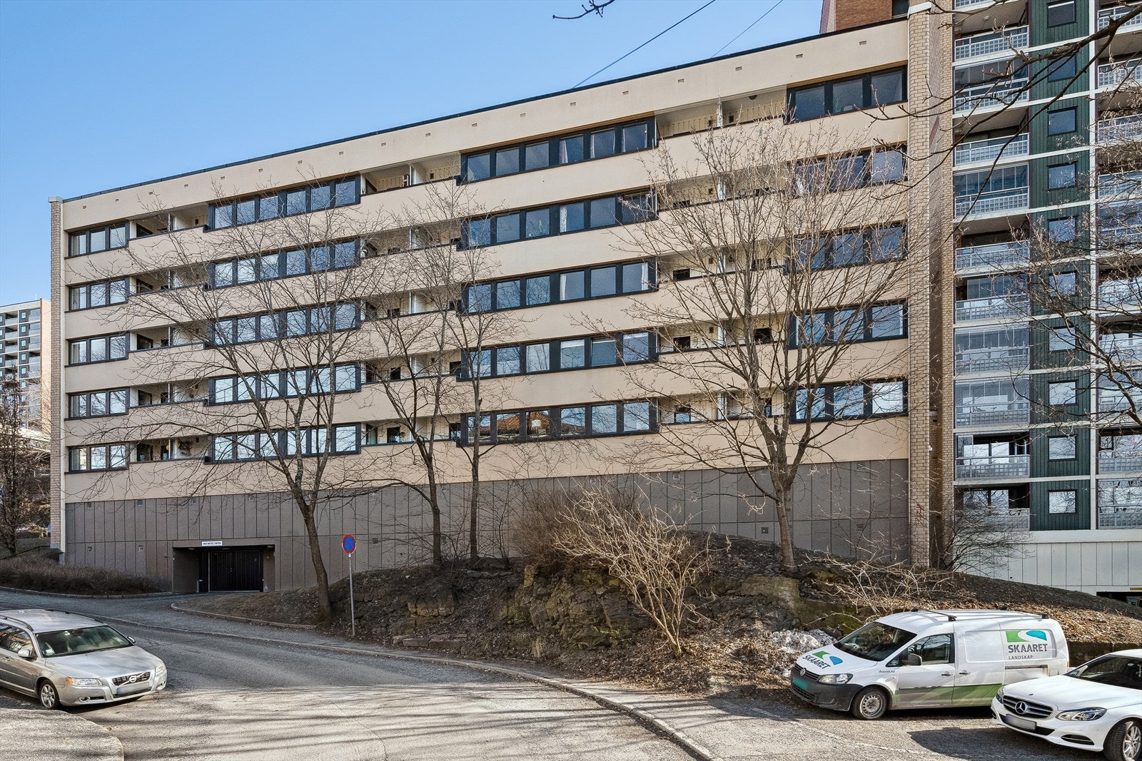 Veldrevet borettslag som består av 471 andelsleiligheter. Galleribilde