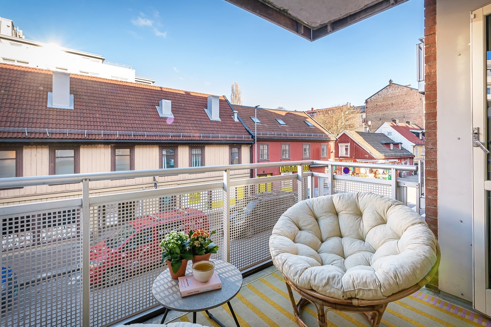 Balkongen er 5 kvm og har gode solforhold. Galleribilde