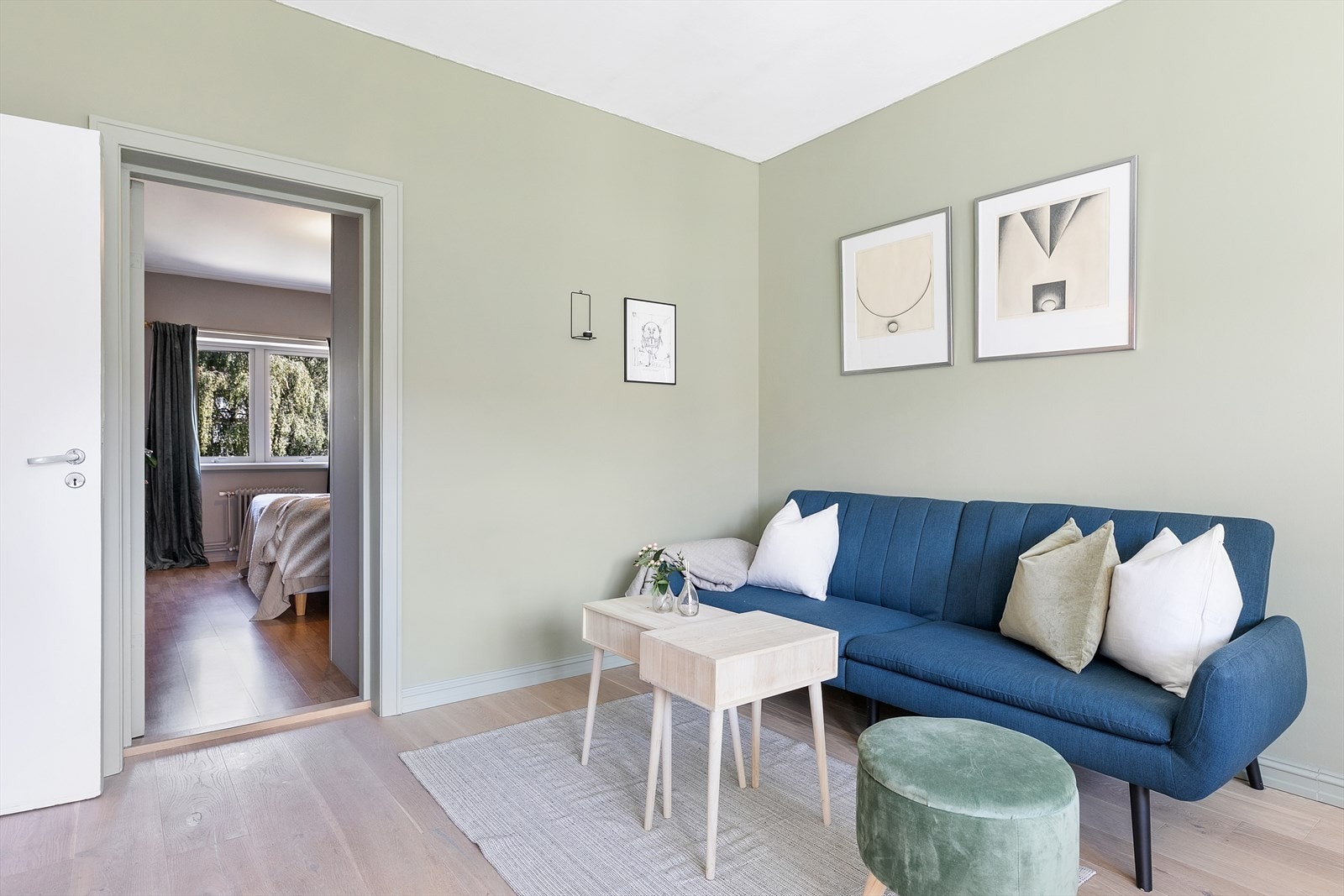 Her ligger alt til rette for rolige kvelder med film, eller større, sosiale sammenkomster. Galleribilde