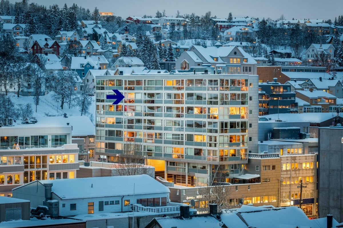 Velkommen til Sentrum Terrasse - Stor og lys 3-roms selveierleilighet i 9. etasje midt i Tromsø sentrum