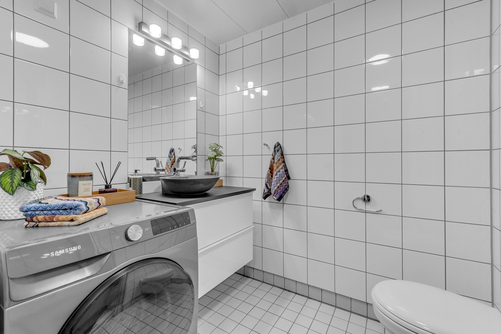 Det er opplegg for vaskemaskin/tørketrommel. Galleribilde