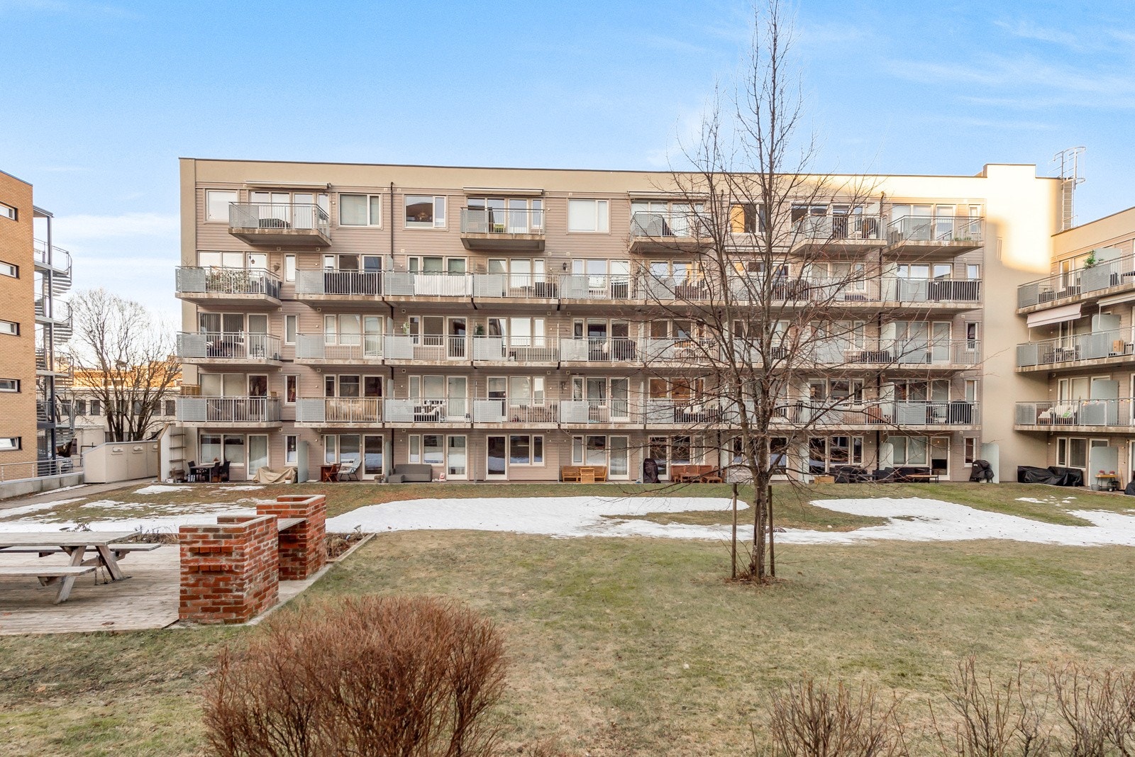 Her bor du i et sentralt og attraktivt boligområde på Løren/Økern. Galleribilde