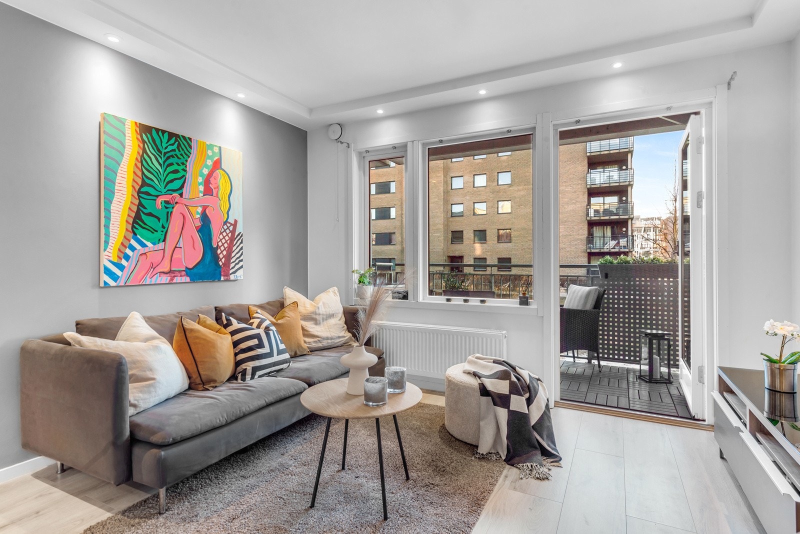 Overflatene ble pusset opp i 2020 med blant annet nytt laminatgulv. Galleribilde