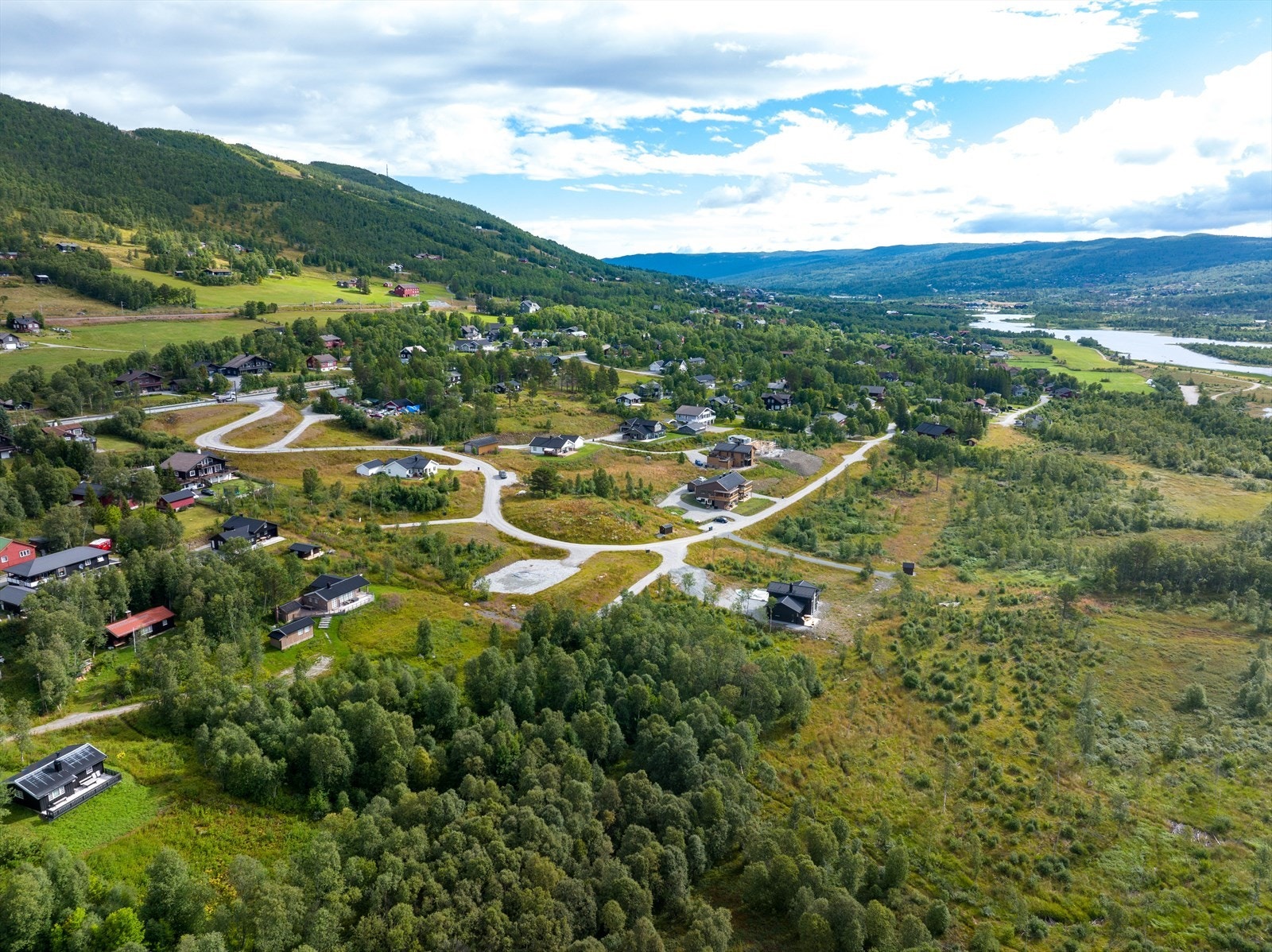 Utsikt mot øst nedover dalen Galleribilde