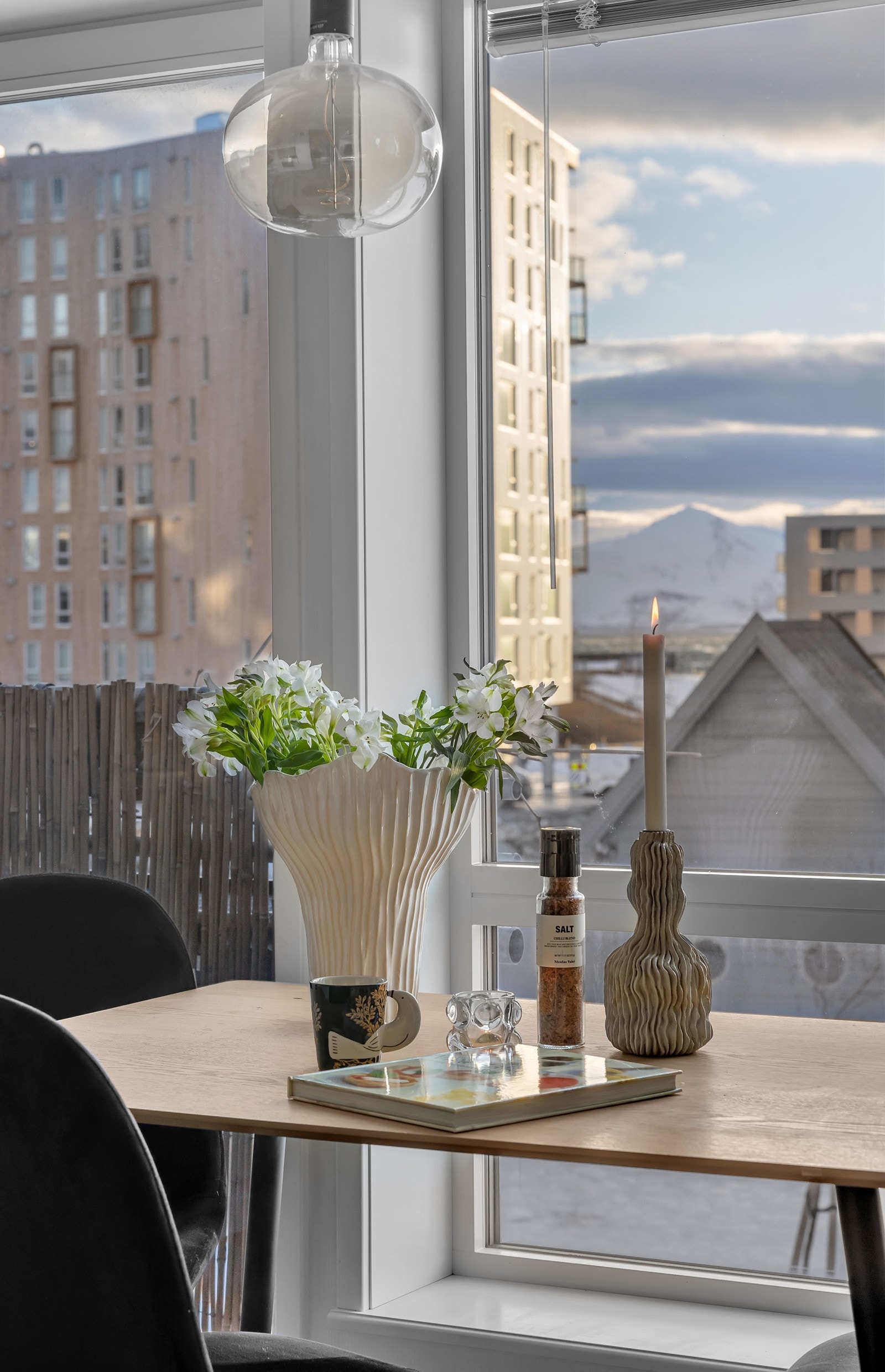 Herfra har man flott utsyn mot sjøen og næromådet Galleribilde