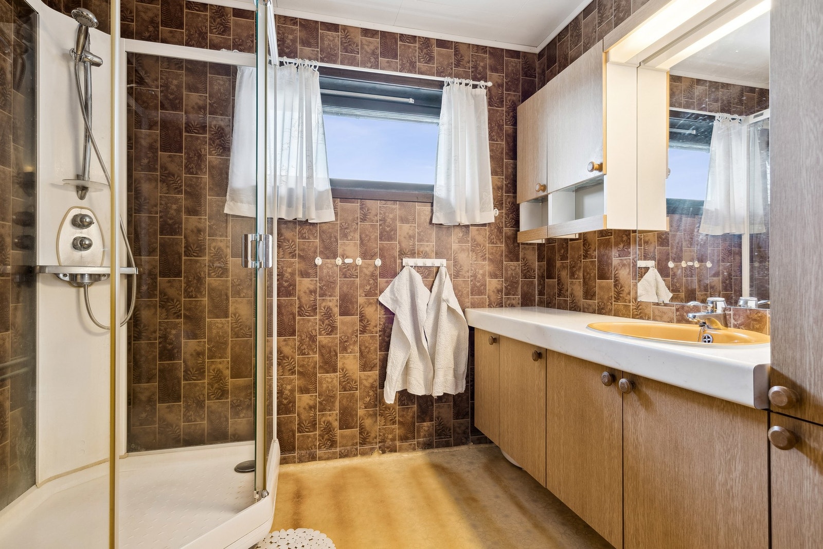 Bad i 1. etasje Galleribilde