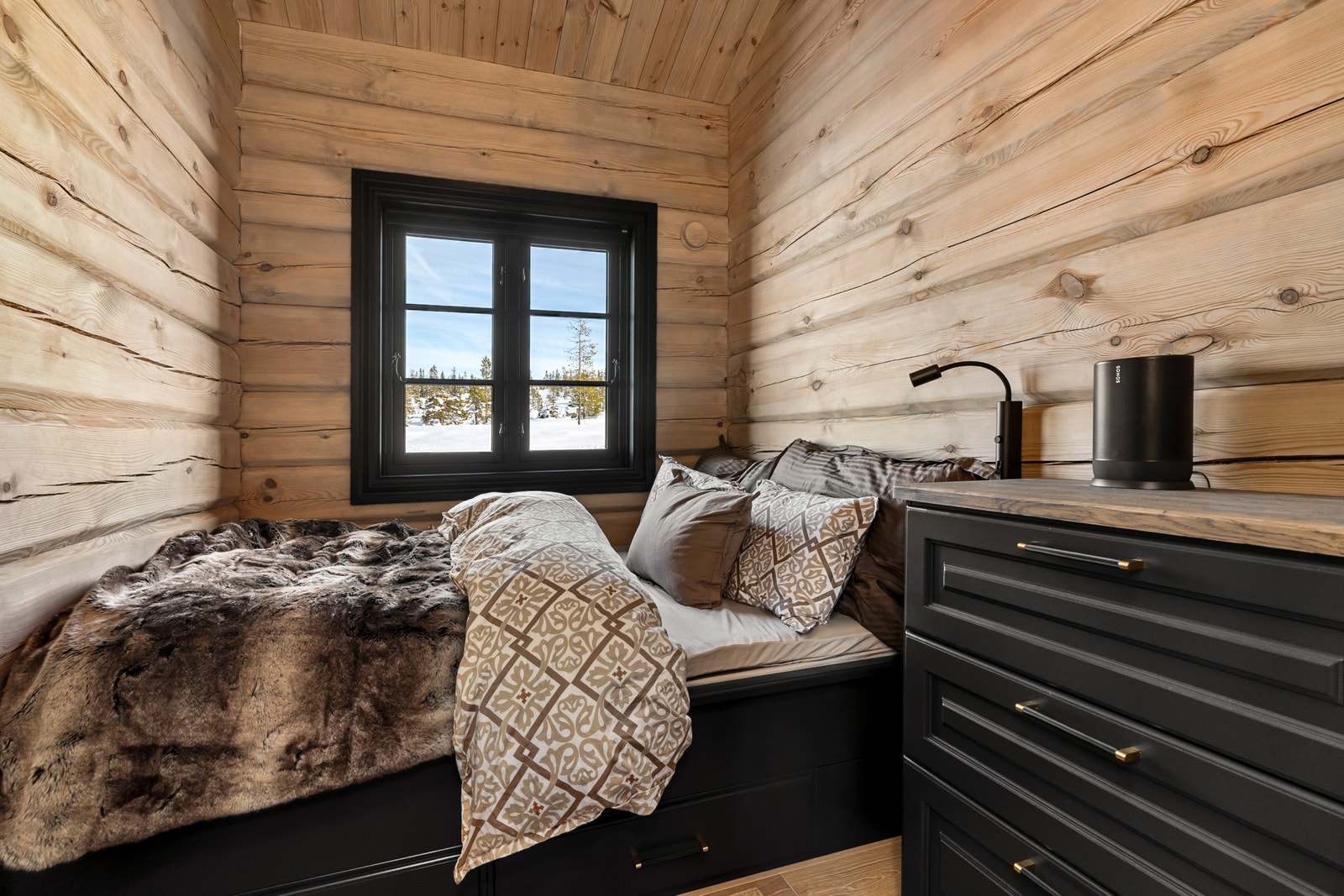 Soverom fra møblert tilsvarende hytte. Galleribilde