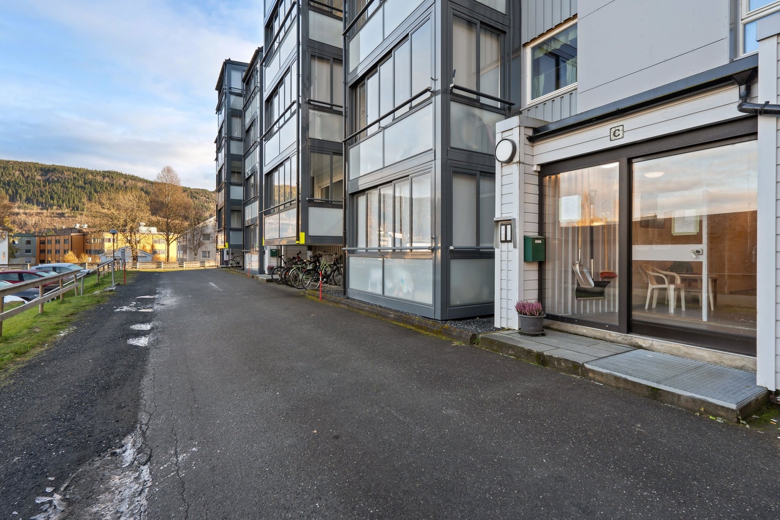 Hovedinngang Galleribilde