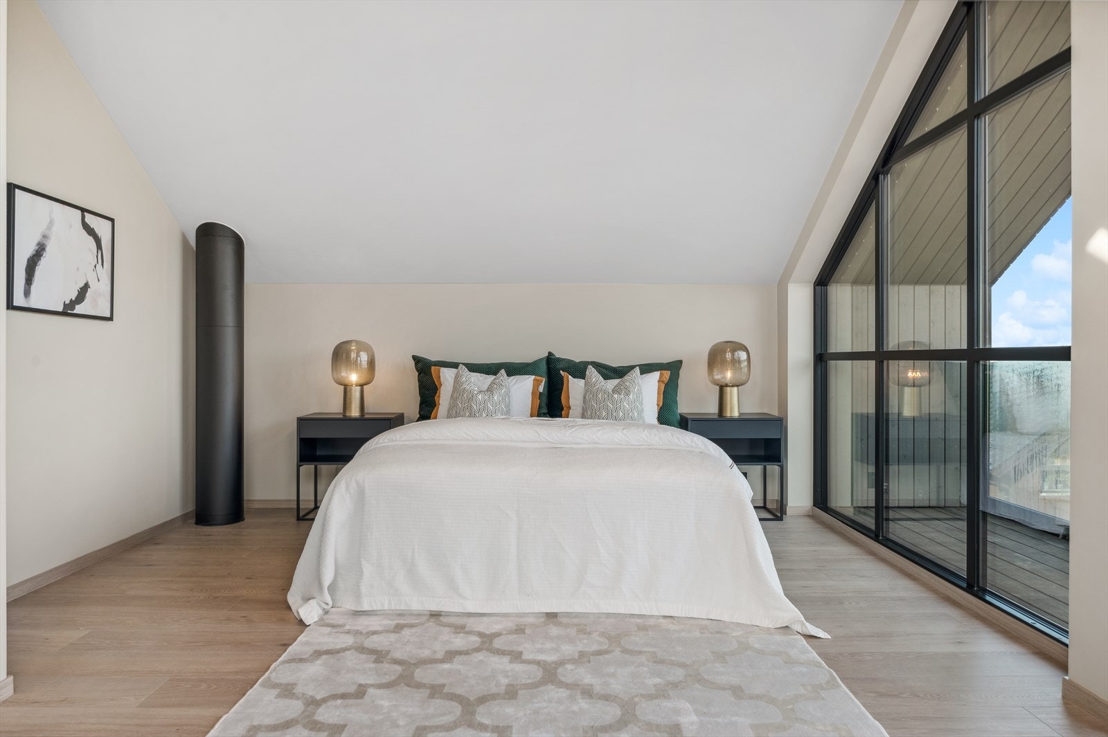 Hoved-soverom 2. etg Galleribilde