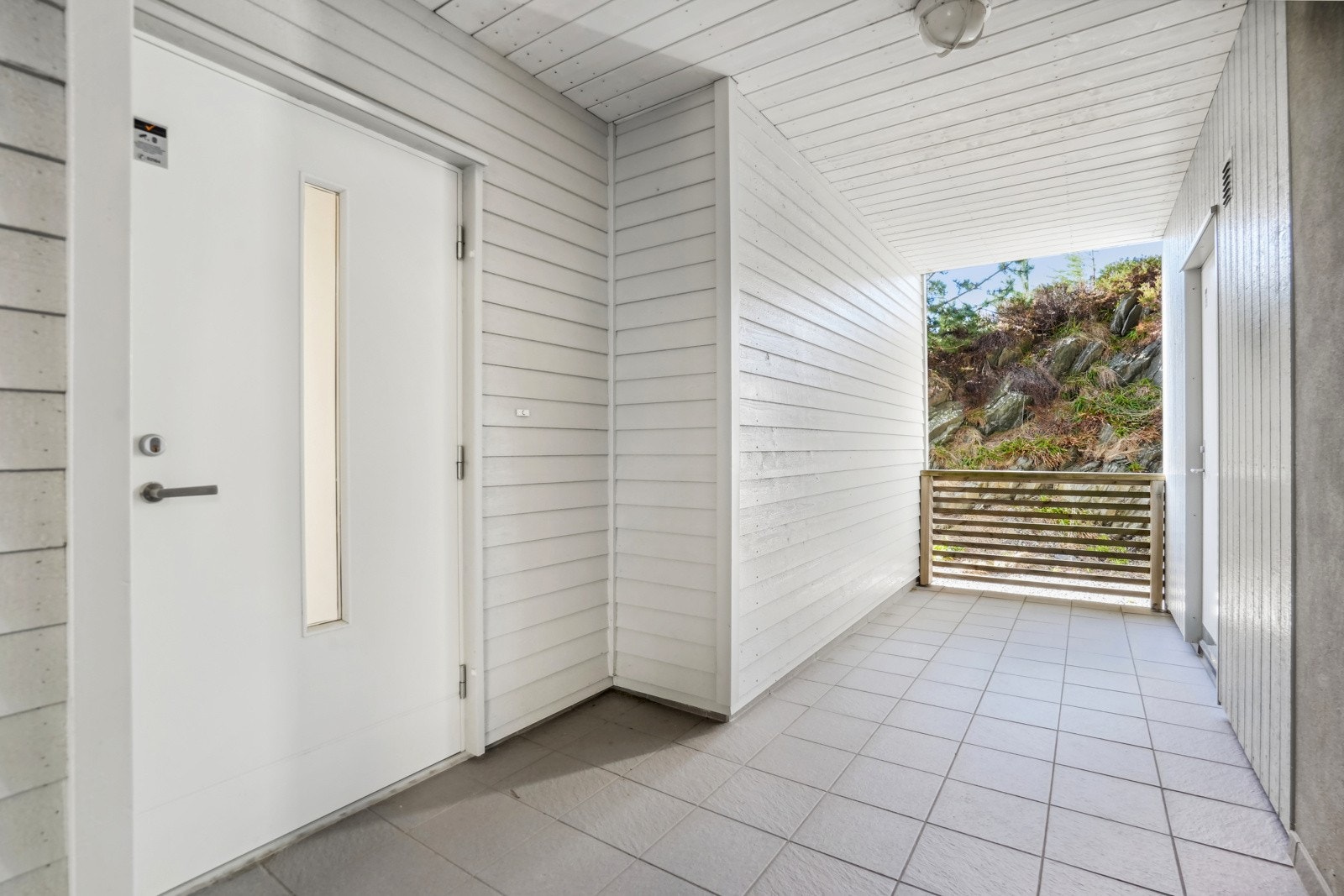 Inngangsparti. Galleribilde