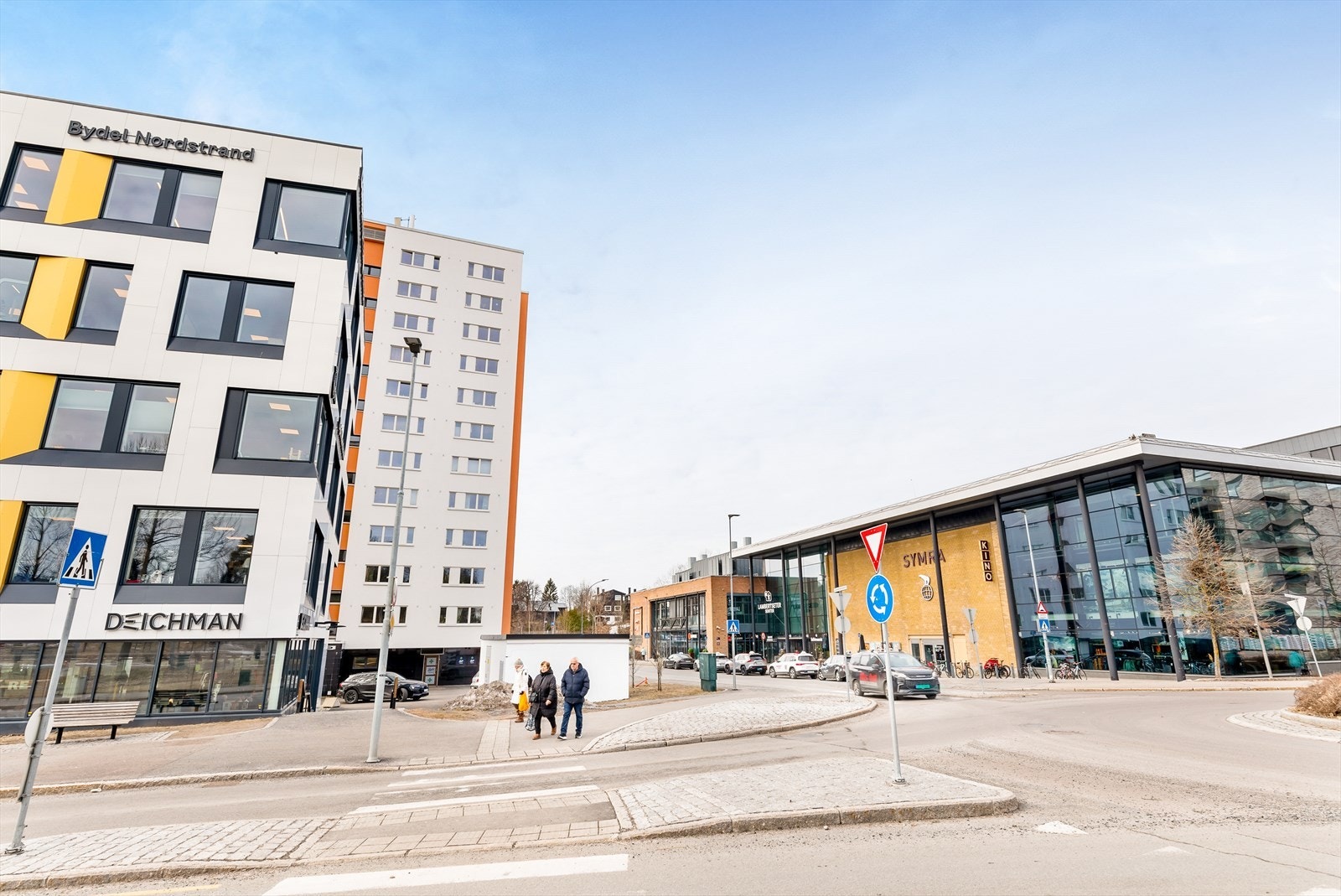 Boligen ligger rett ved Lambertseter senter og Deichman bibliotek. Galleribilde