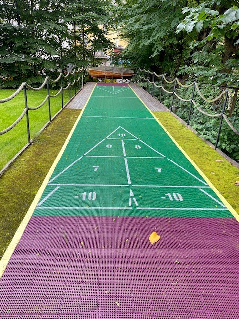 Shufflebane i hagen. Galleribilde