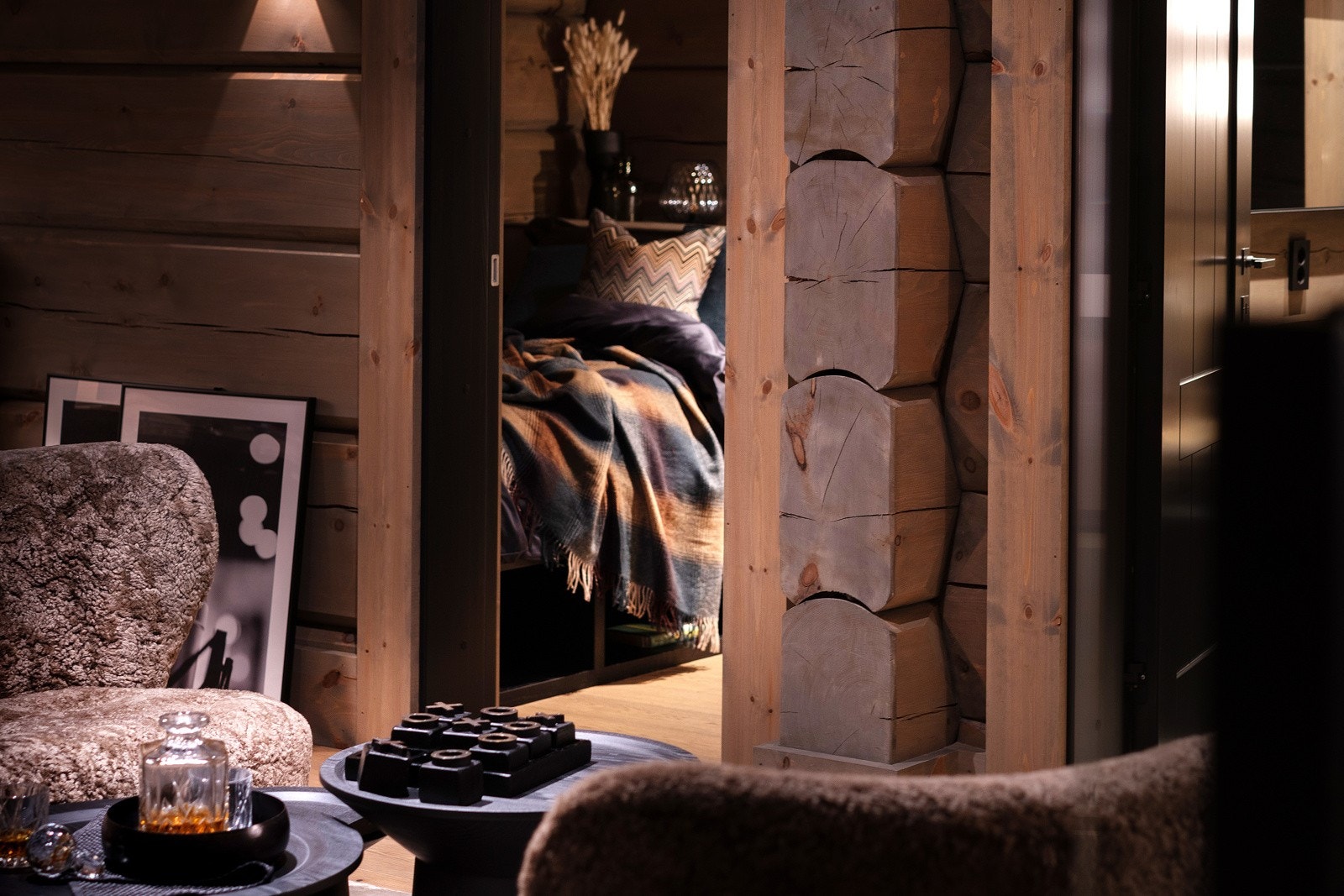 Fra sittegruppen oppe, inn mot "bibliotekrommet" Galleribilde