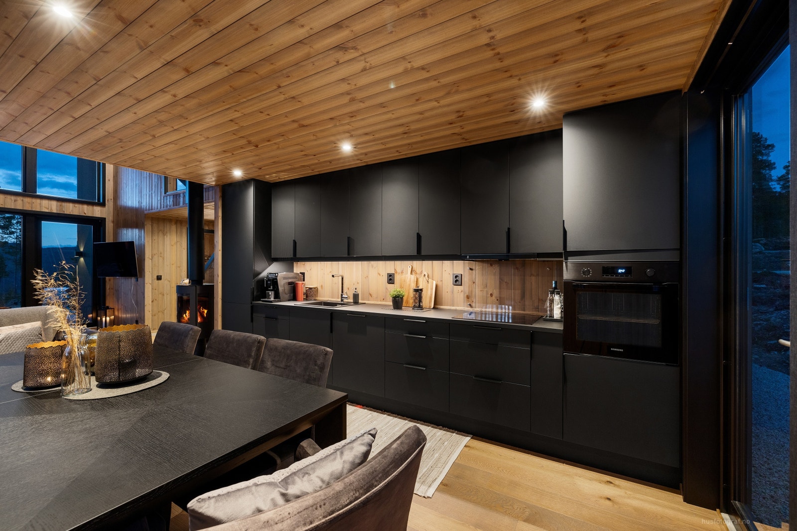 Hyttene har en lekker finish Galleribilde