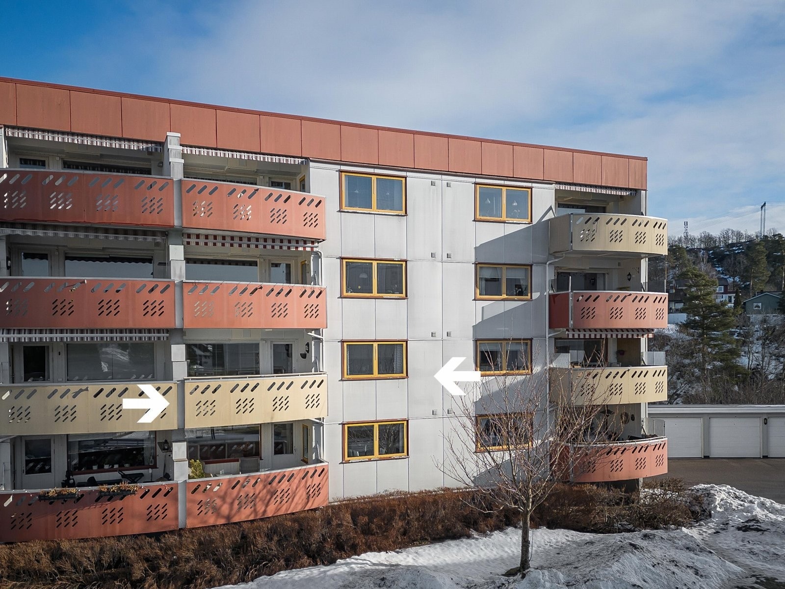Her ser vi fasaden og balkongen Galleribilde