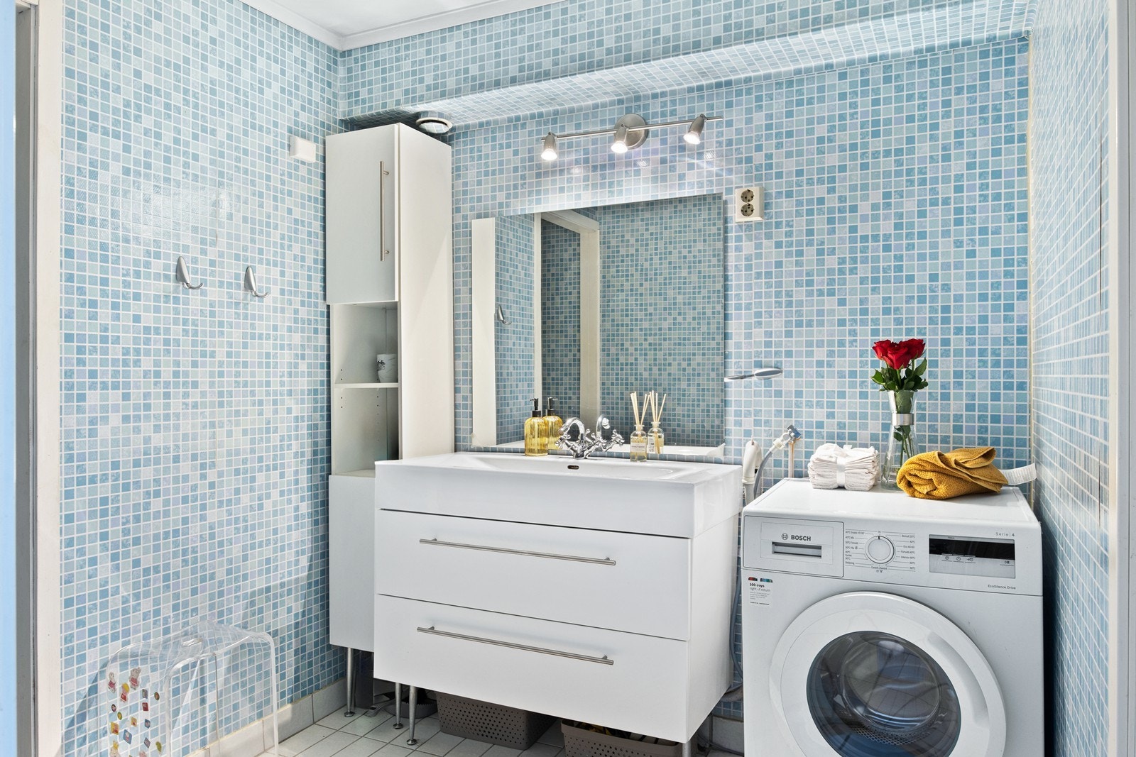 Bad/vaskerom med ukjent høy alder. Galleribilde