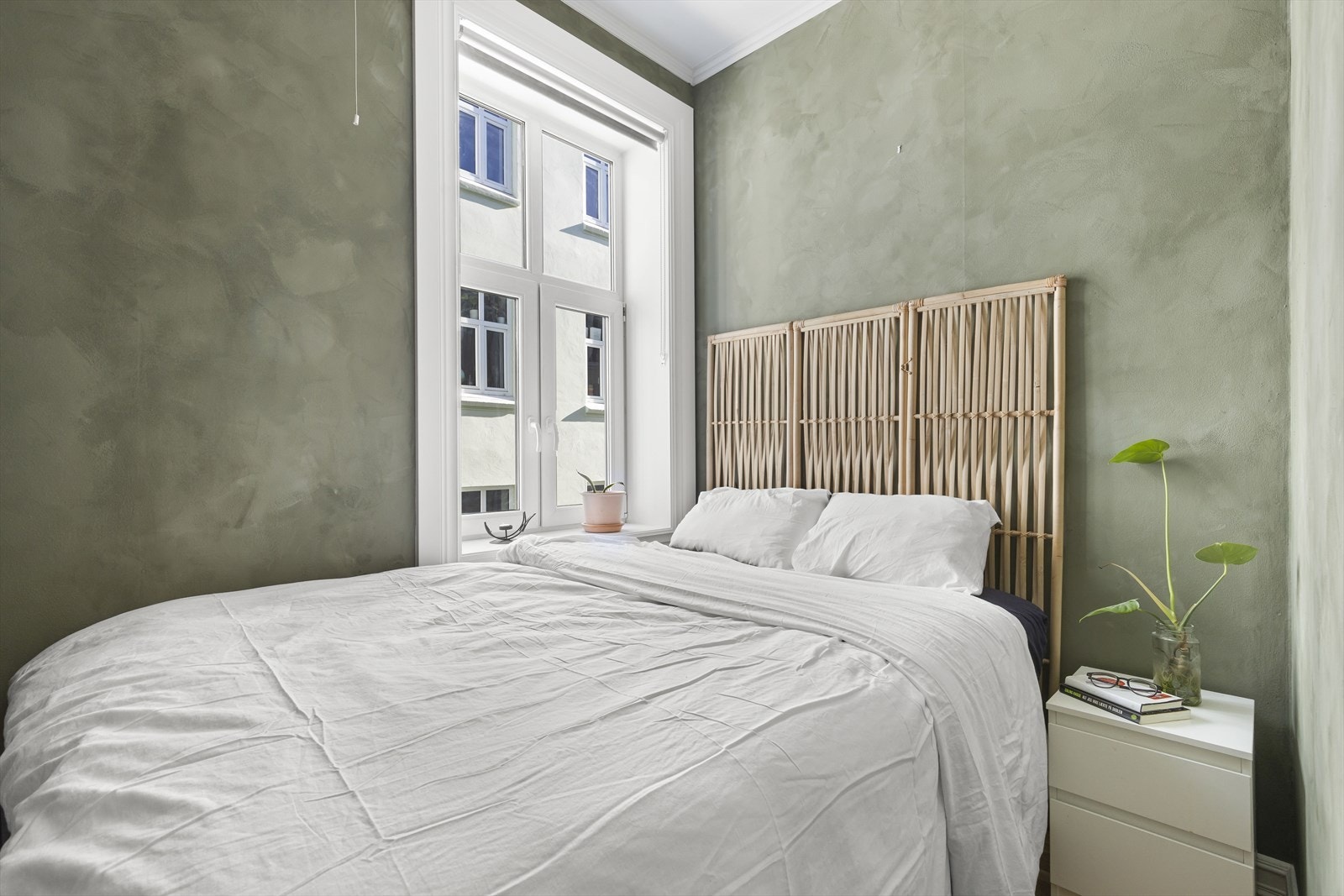 Luftog og hyggelig soverom. Galleribilde