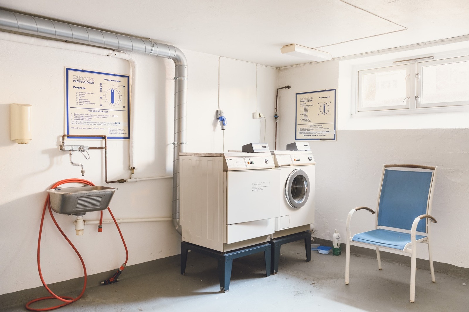 Felles vaskeri med romslig areal Galleribilde