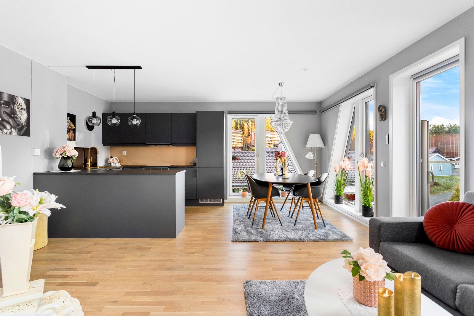 EIE eiendomsmegling v/Hevin Güven har gleden av å presentere P.G Mangsets veg 2! Galleribilde